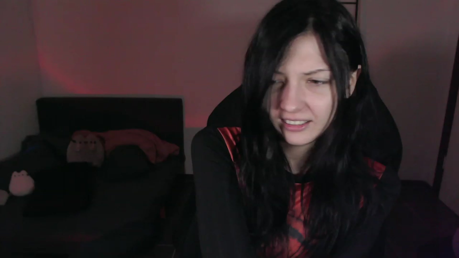 Gallery image thumbnail from RoomToAvoid's myfreecams stream on, 01/18/2024, 01:58 image 4 of 20