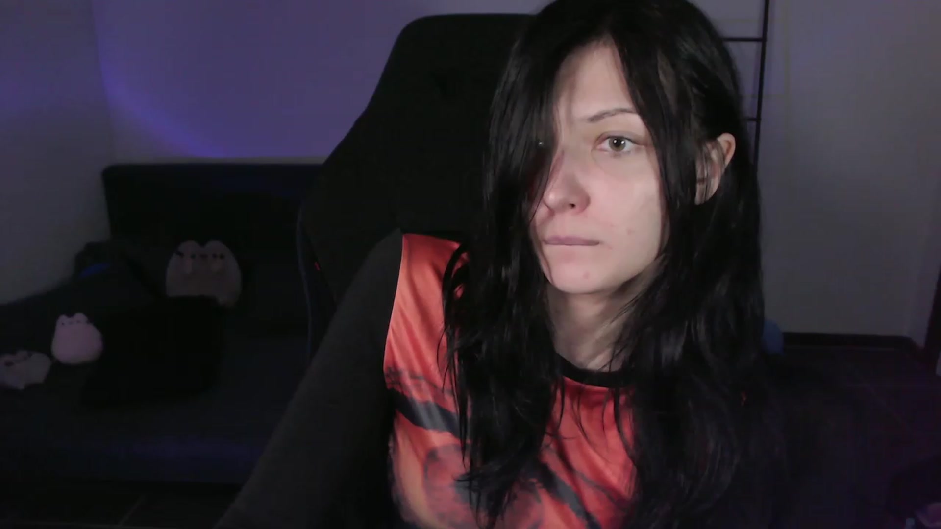 Gallery image thumbnail from RoomToAvoid's myfreecams stream on, 01/18/2024, 04:20 image 13 of 20