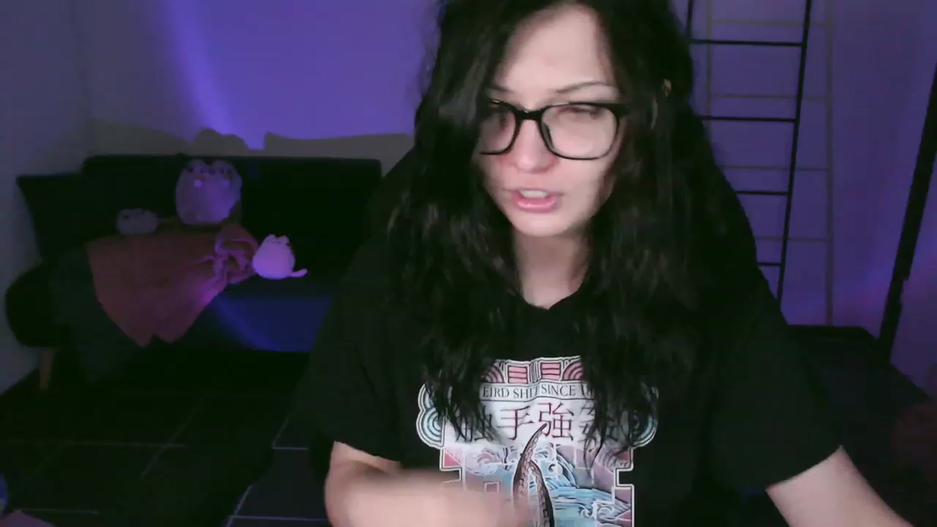 Gallery image thumbnail from RoomToAvoid's myfreecams stream on, 01/23/2024, 03:57 image 12 of 20