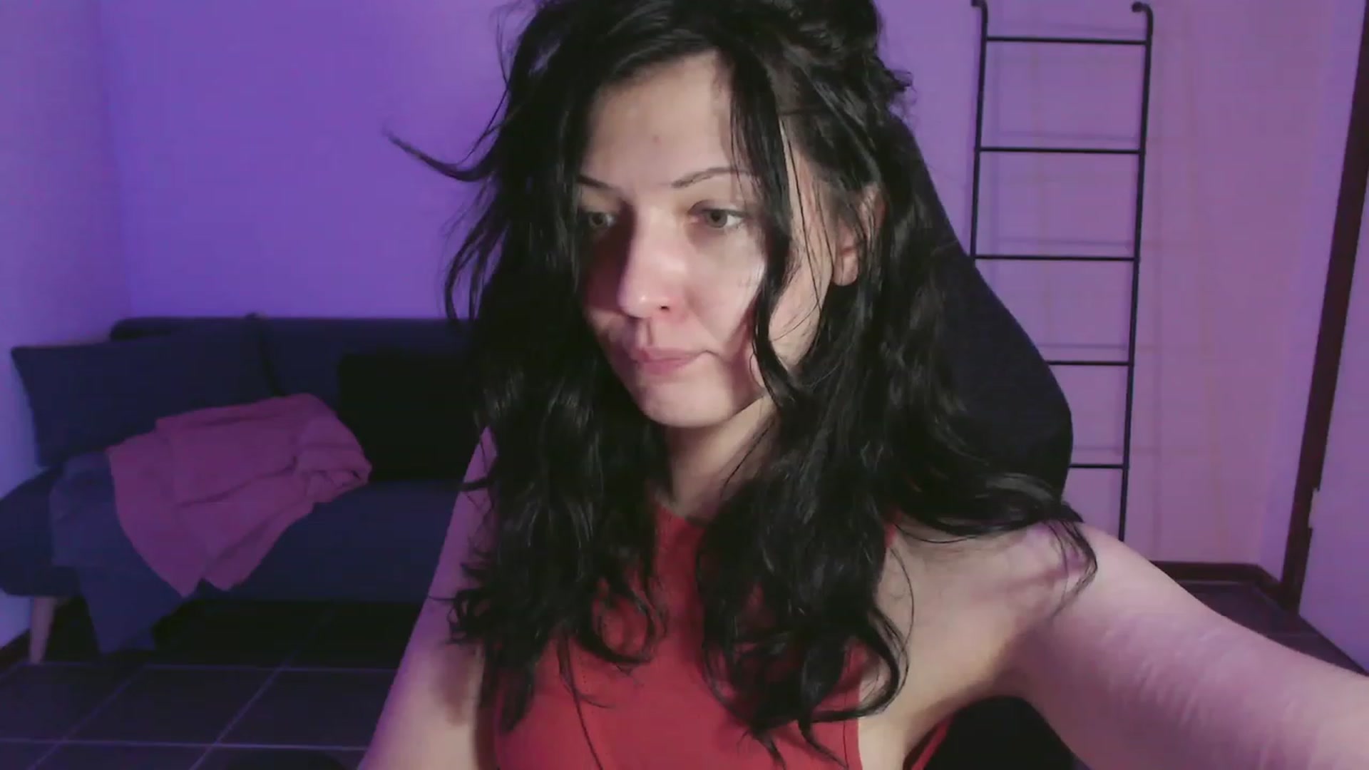 Gallery image thumbnail from RoomToAvoid's myfreecams stream on, 01/25/2024, 01:07 image 19 of 20