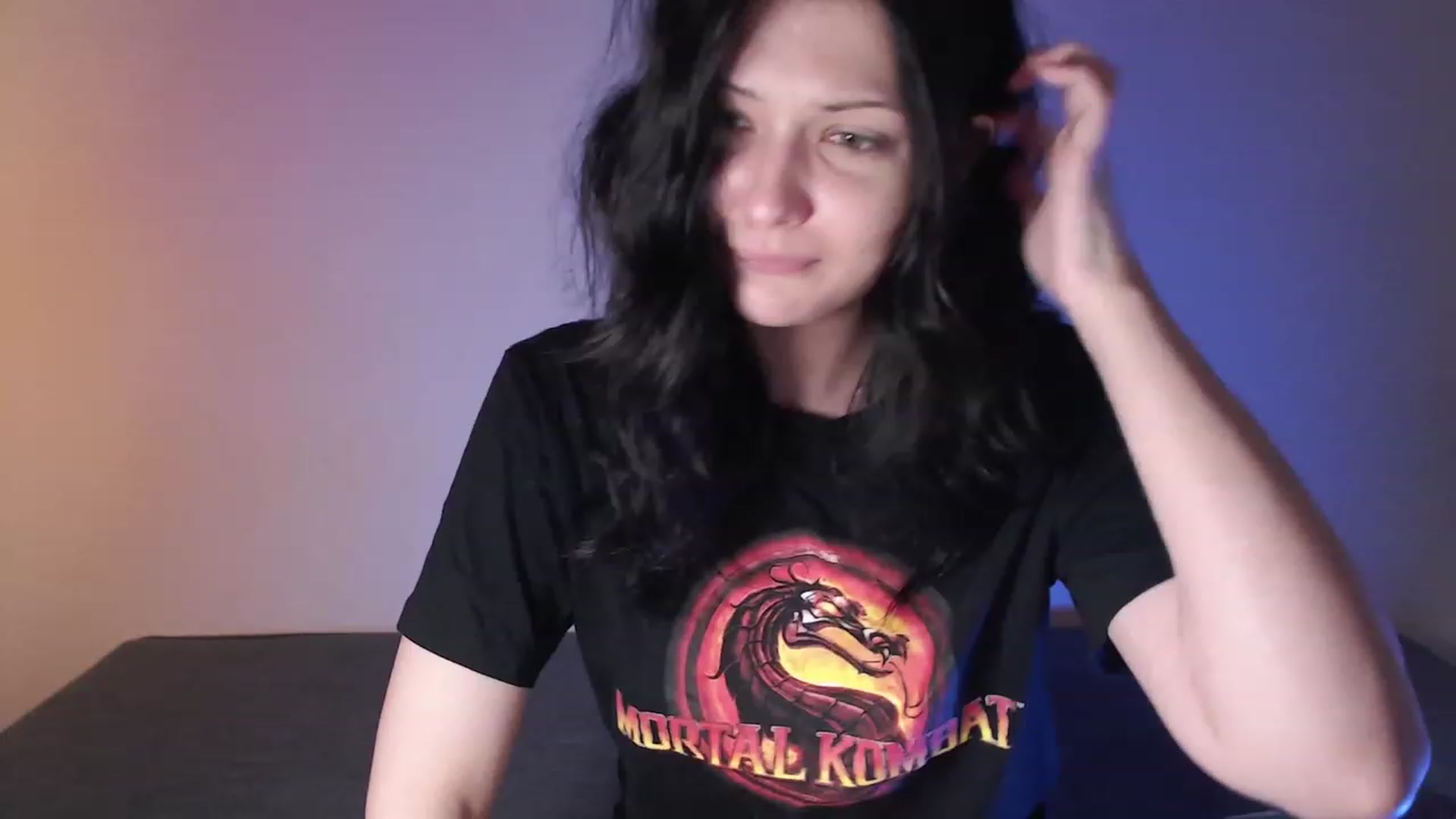 Gallery image thumbnail from RoomToAvoid's myfreecams stream on, 02/04/2024, 03:52 image 17 of 20