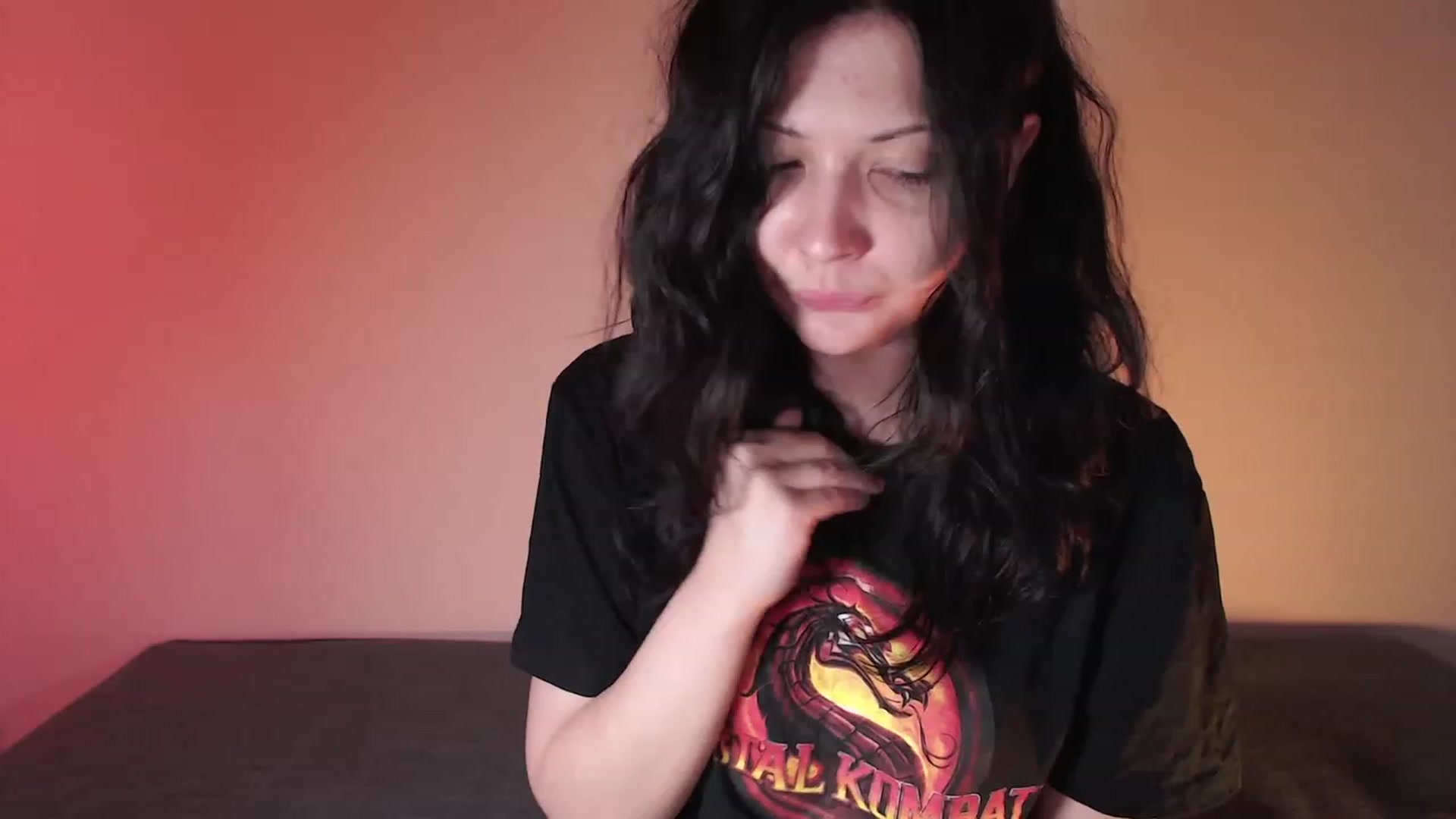 Gallery image thumbnail from RoomToAvoid's myfreecams stream on, 02/04/2024, 03:52 image 14 of 20