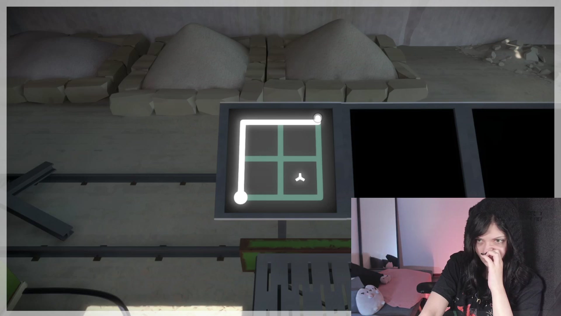 Gallery image thumbnail from RoomToAvoid's myfreecams stream on, 02/09/2024, 05:13 image 5 of 20