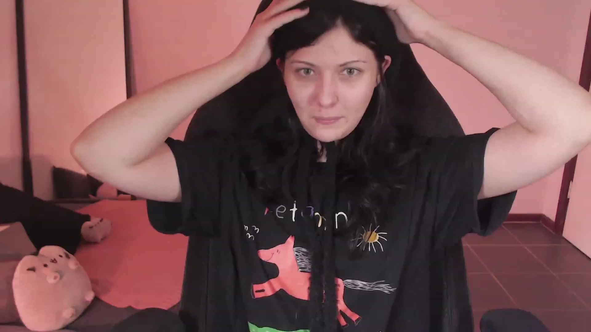 Gallery image thumbnail from RoomToAvoid's myfreecams stream on, 02/09/2024, 05:38 image 12 of 20