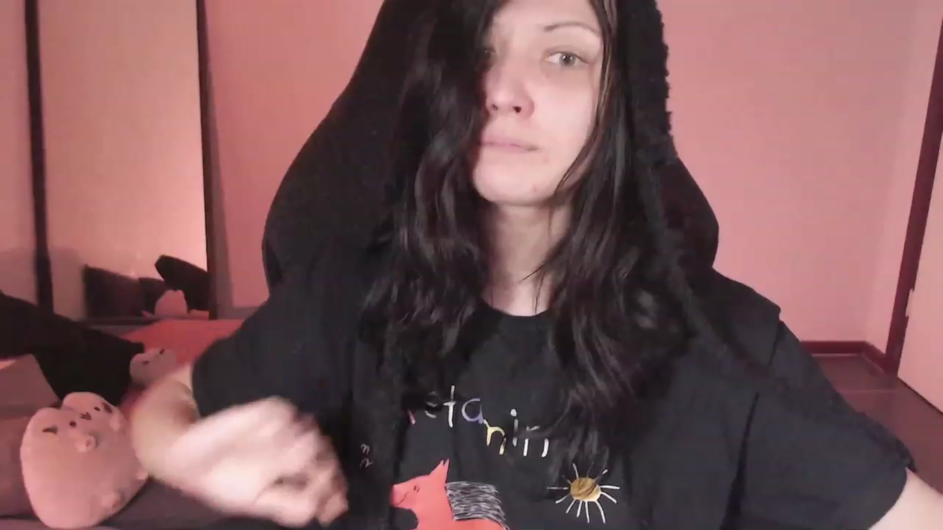 Gallery image thumbnail from RoomToAvoid's myfreecams stream on, 02/09/2024, 05:38 image 8 of 20