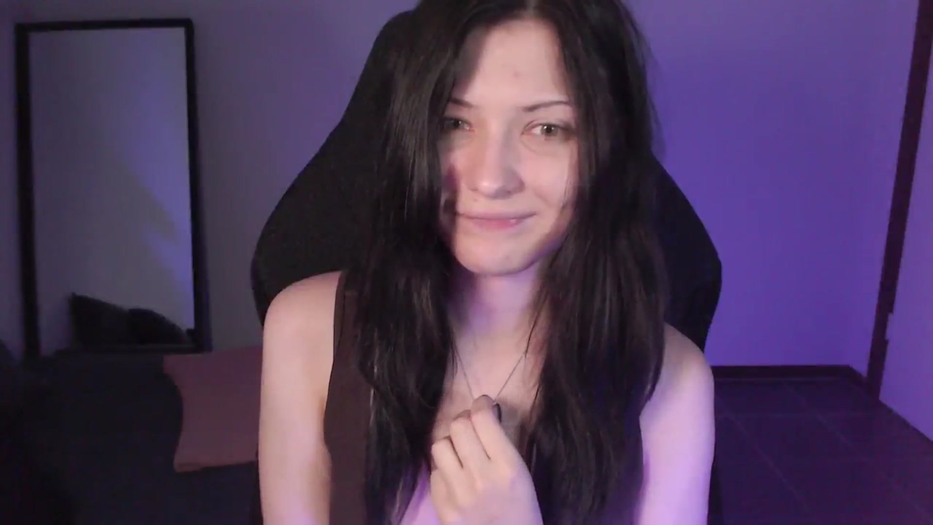 Gallery image thumbnail from RoomToAvoid's myfreecams stream on, 02/11/2024, 02:08 image 12 of 20