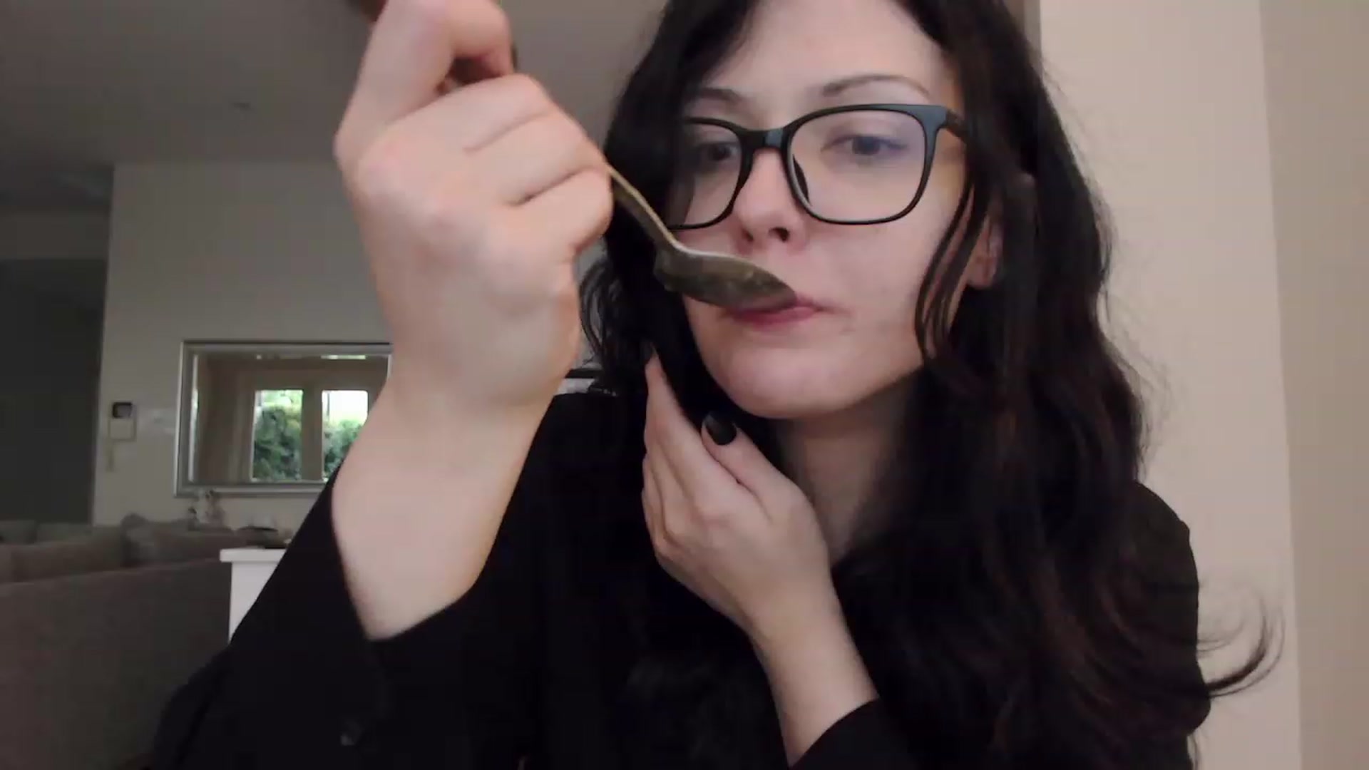 Gallery image thumbnail from RoomToAvoid's myfreecams stream on, 02/14/2024, 09:03 image 15 of 20