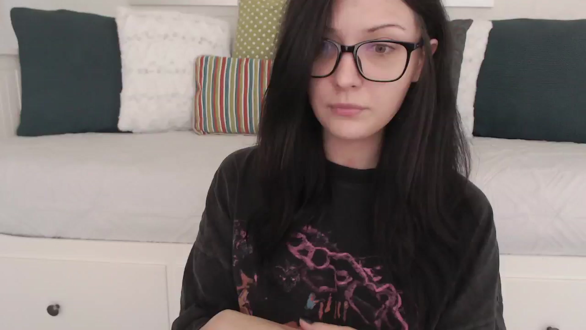 Gallery image thumbnail from RoomToAvoid's myfreecams stream on, 02/17/2024, 05:25 image 10 of 20