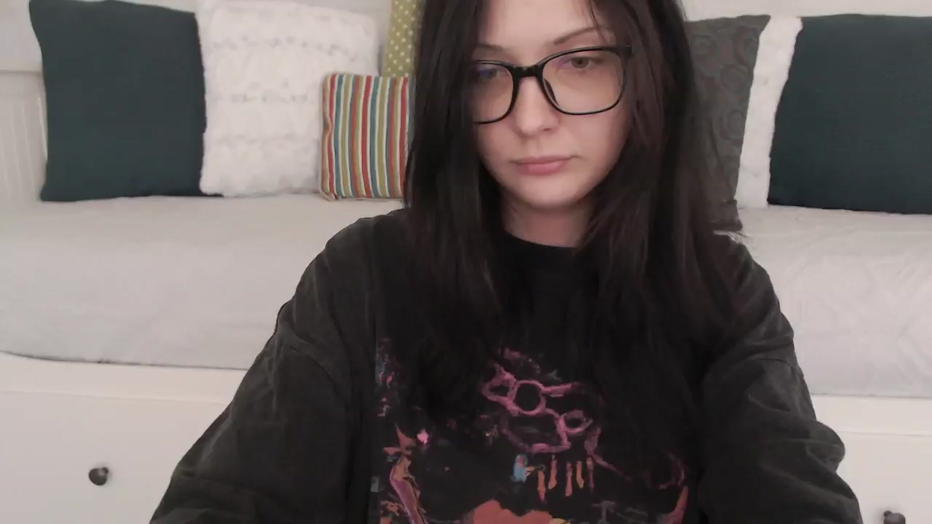 Gallery image thumbnail from RoomToAvoid's myfreecams stream on, 02/17/2024, 05:25 image 6 of 20
