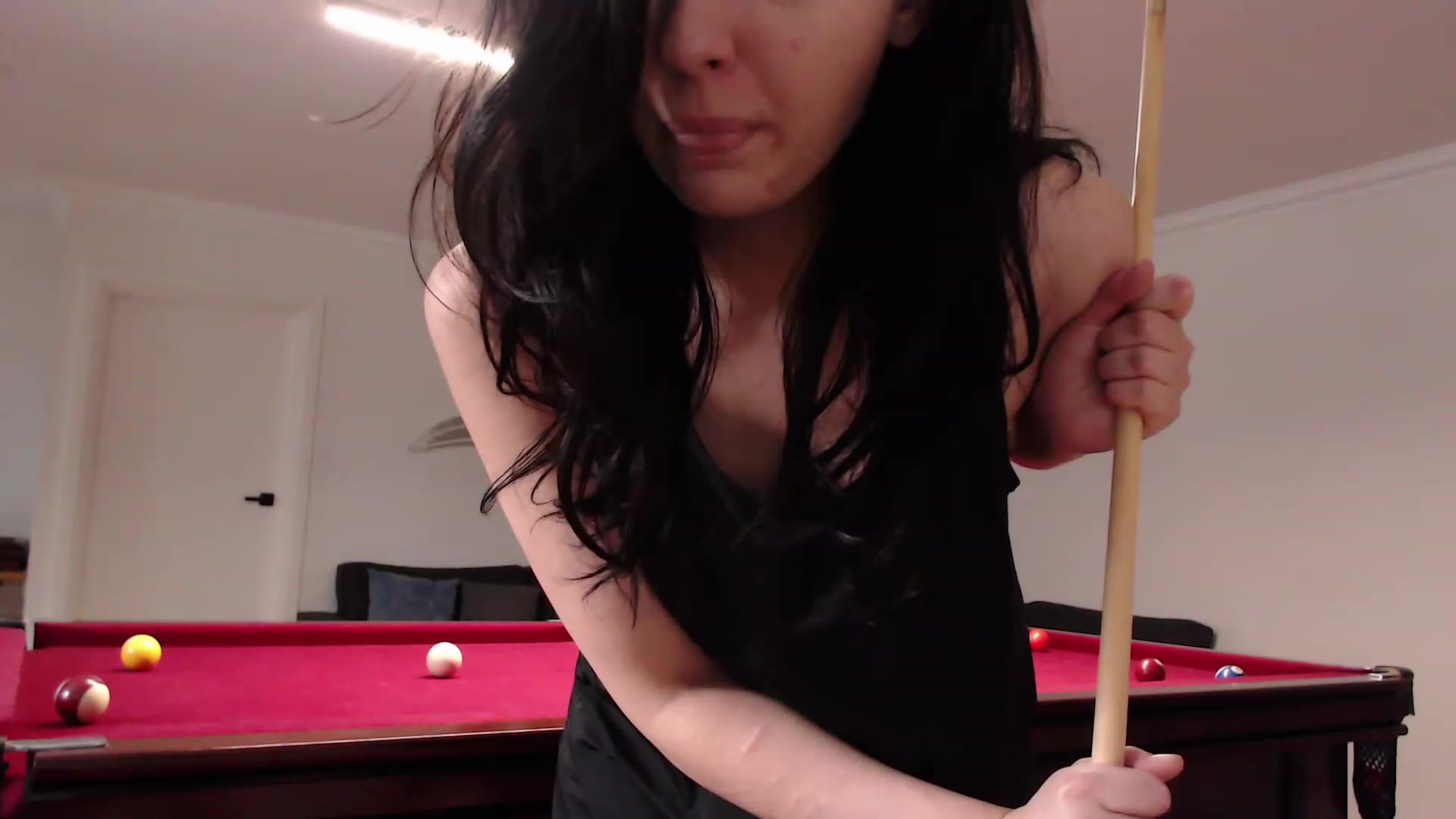 Gallery image thumbnail from RoomToAvoid's myfreecams stream on, 02/20/2024, 07:15 image 13 of 20