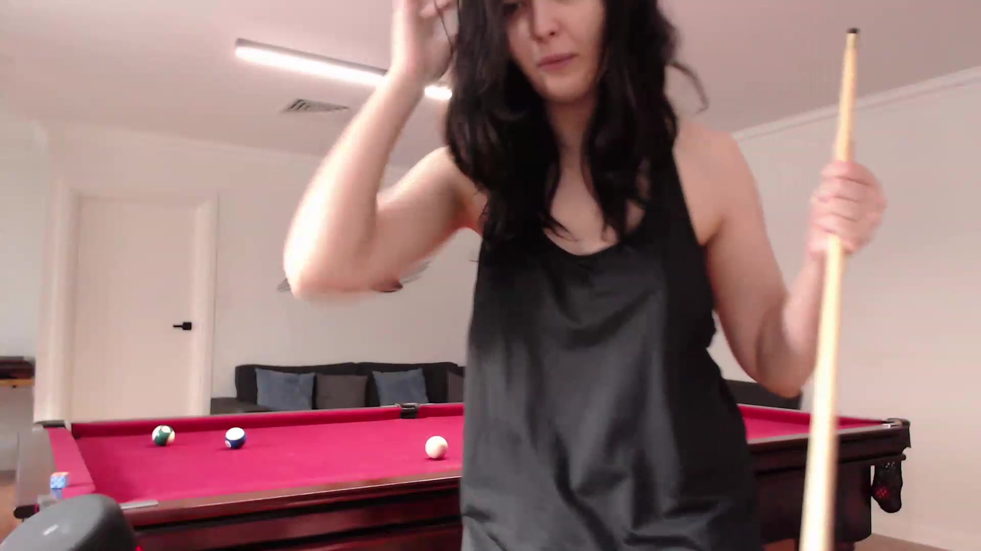 Gallery image thumbnail from RoomToAvoid's myfreecams stream on, 02/20/2024, 07:15 image 18 of 20