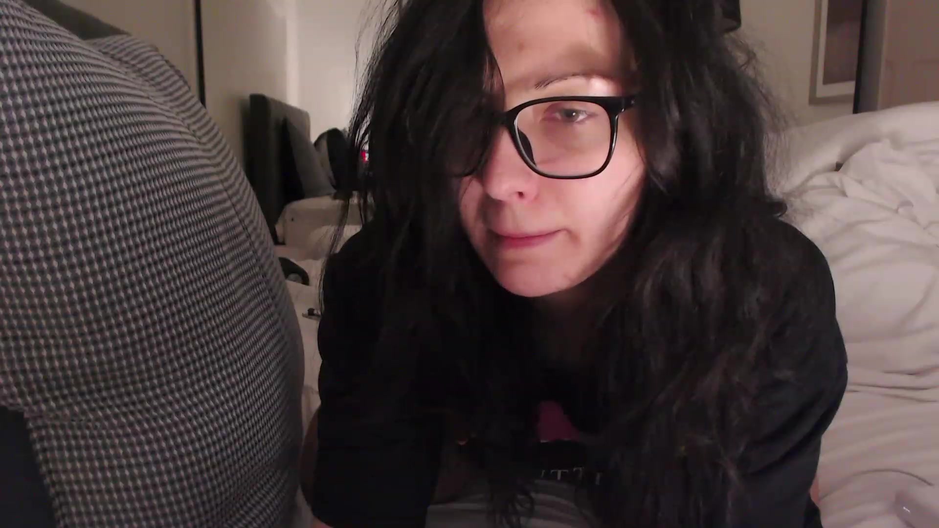 Gallery image thumbnail from RoomToAvoid's myfreecams stream on, 02/21/2024, 06:47 image 11 of 20