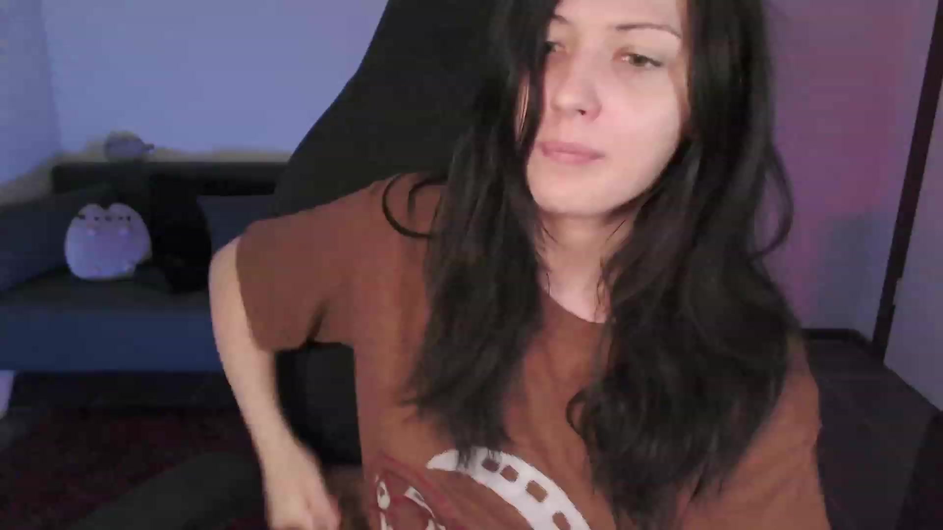 Gallery image thumbnail from RoomToAvoid's myfreecams stream on, 02/26/2024, 03:12 image 7 of 20