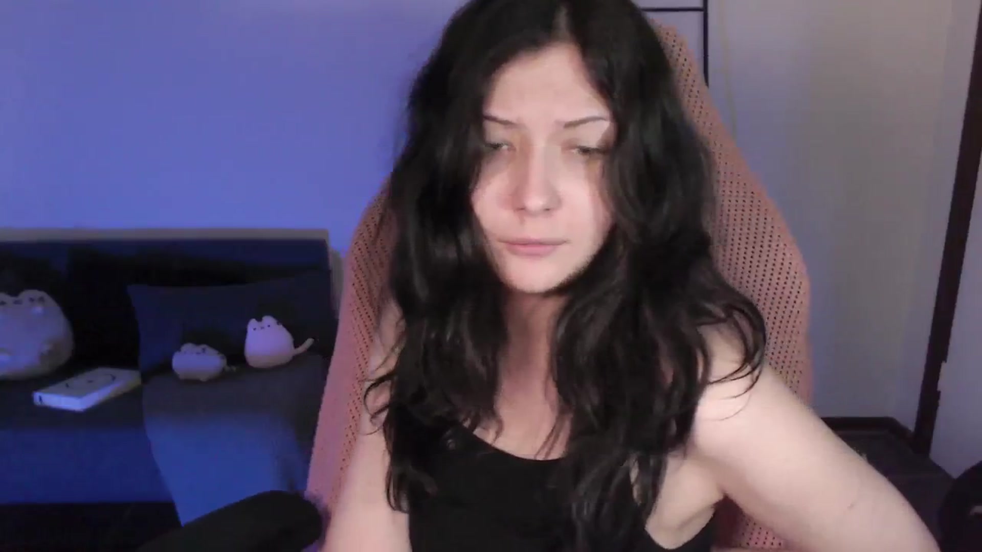 Gallery image thumbnail from RoomToAvoid's myfreecams stream on, 03/03/2024, 02:51 image 20 of 20