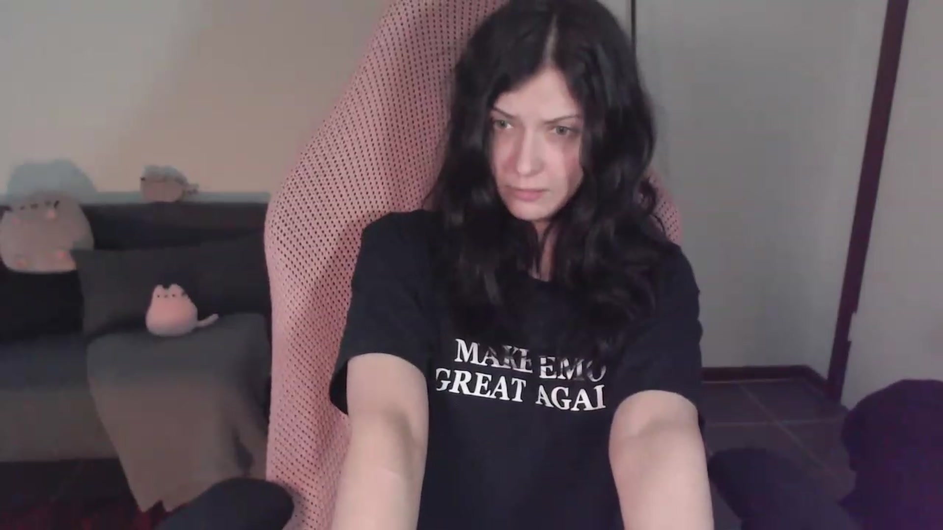 Gallery image thumbnail from RoomToAvoid's myfreecams stream on, 03/04/2024, 04:43 image 20 of 20