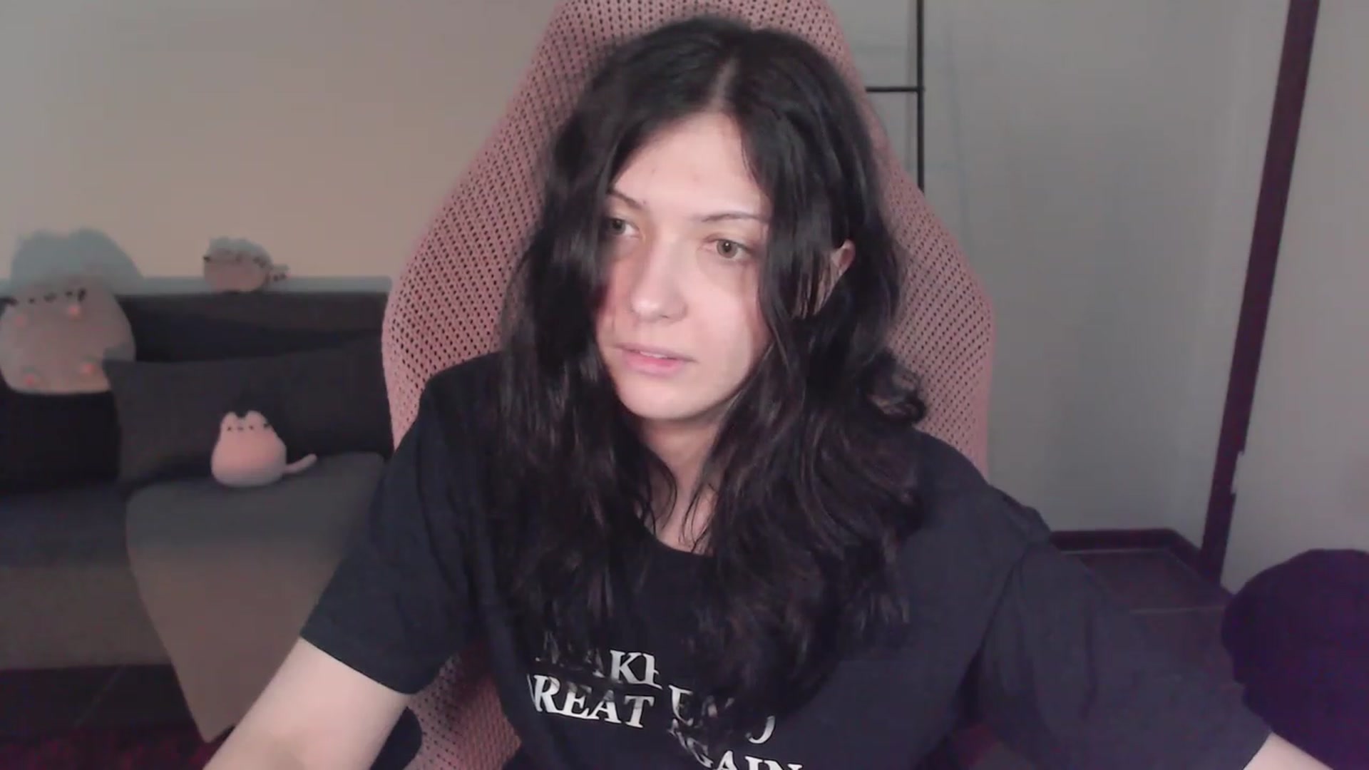 Gallery image thumbnail from RoomToAvoid's myfreecams stream on, 03/04/2024, 04:43 image 18 of 20