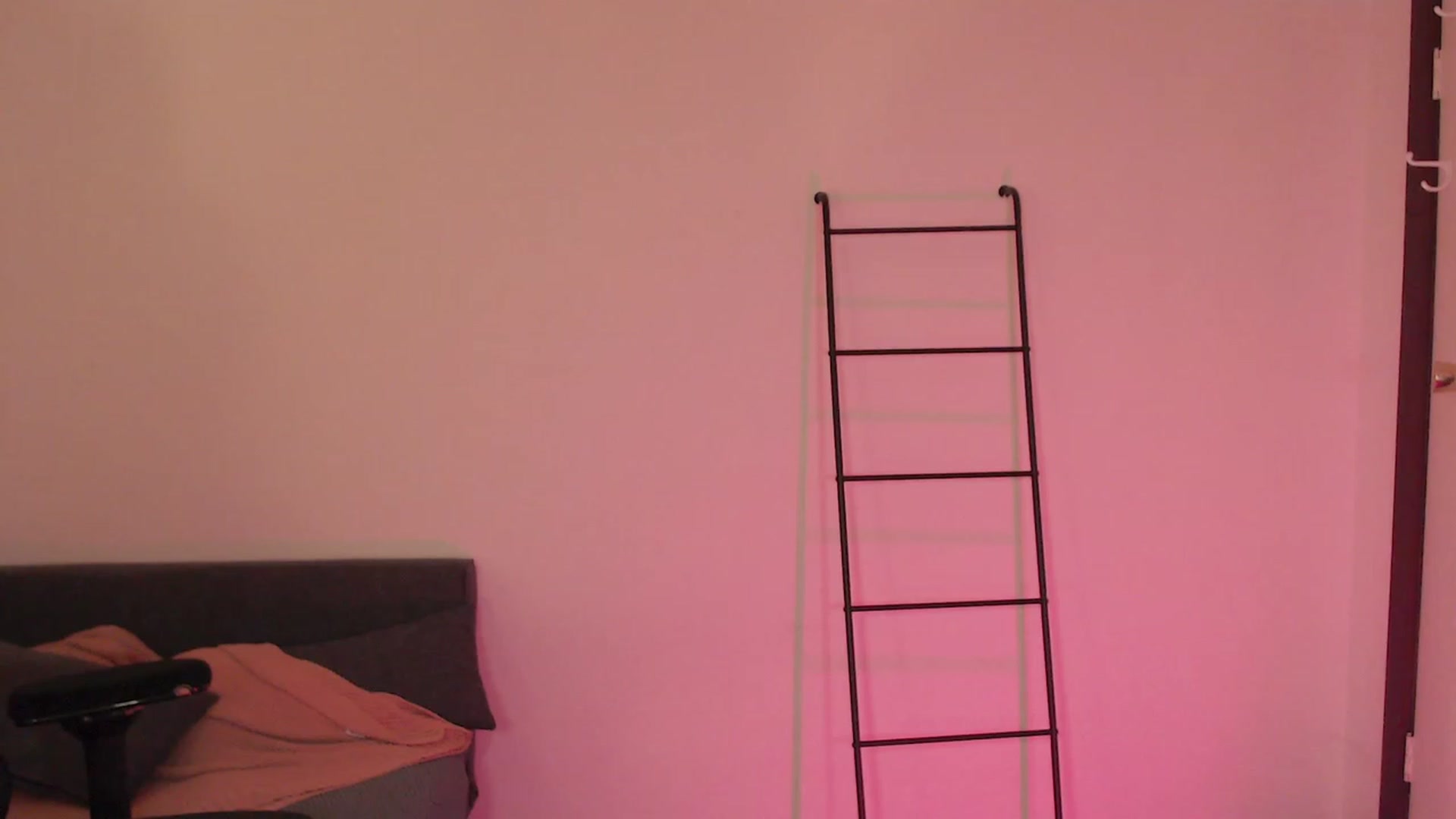 Gallery image thumbnail from RoomToAvoid's myfreecams stream on, 03/07/2024, 01:15 image 20 of 20