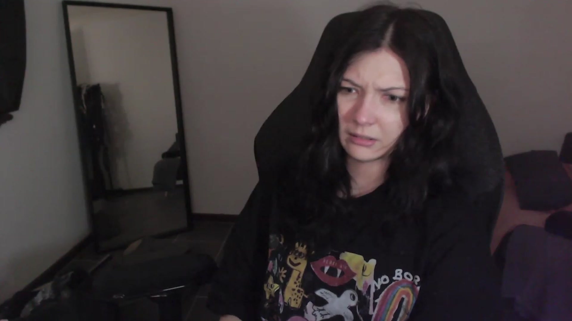 Gallery image thumbnail from RoomToAvoid's myfreecams stream on, 03/09/2024, 01:00 image 4 of 20