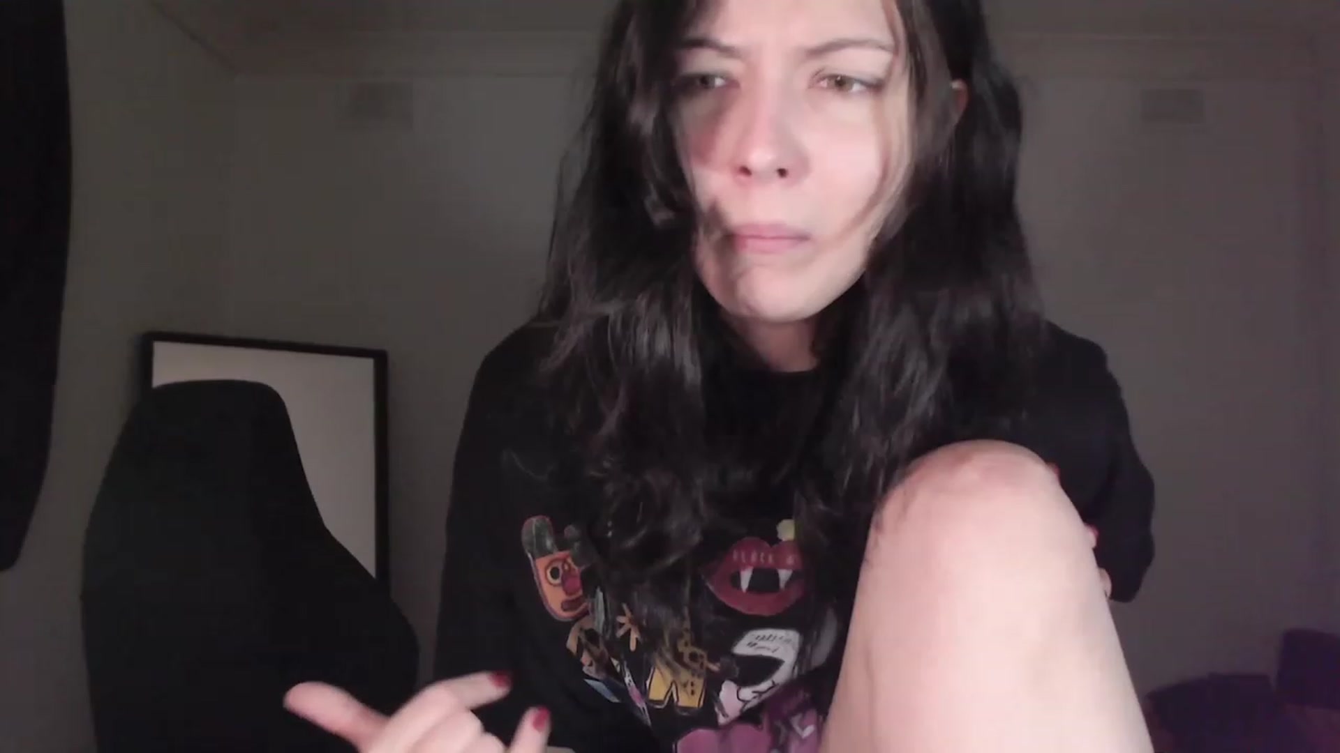 Gallery image thumbnail from RoomToAvoid's myfreecams stream on, 03/09/2024, 01:19 image 2 of 20