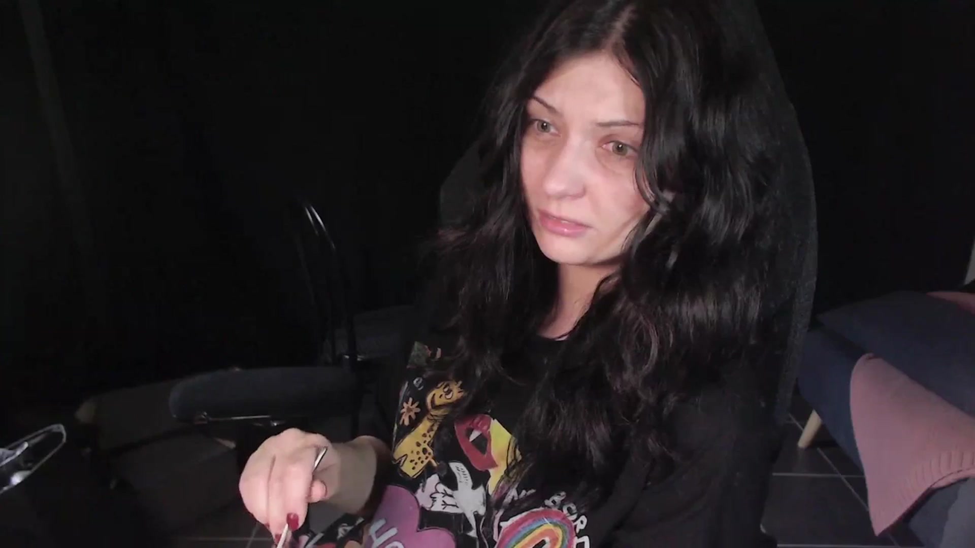 Gallery image thumbnail from RoomToAvoid's myfreecams stream on, 03/09/2024, 04:10 image 17 of 20