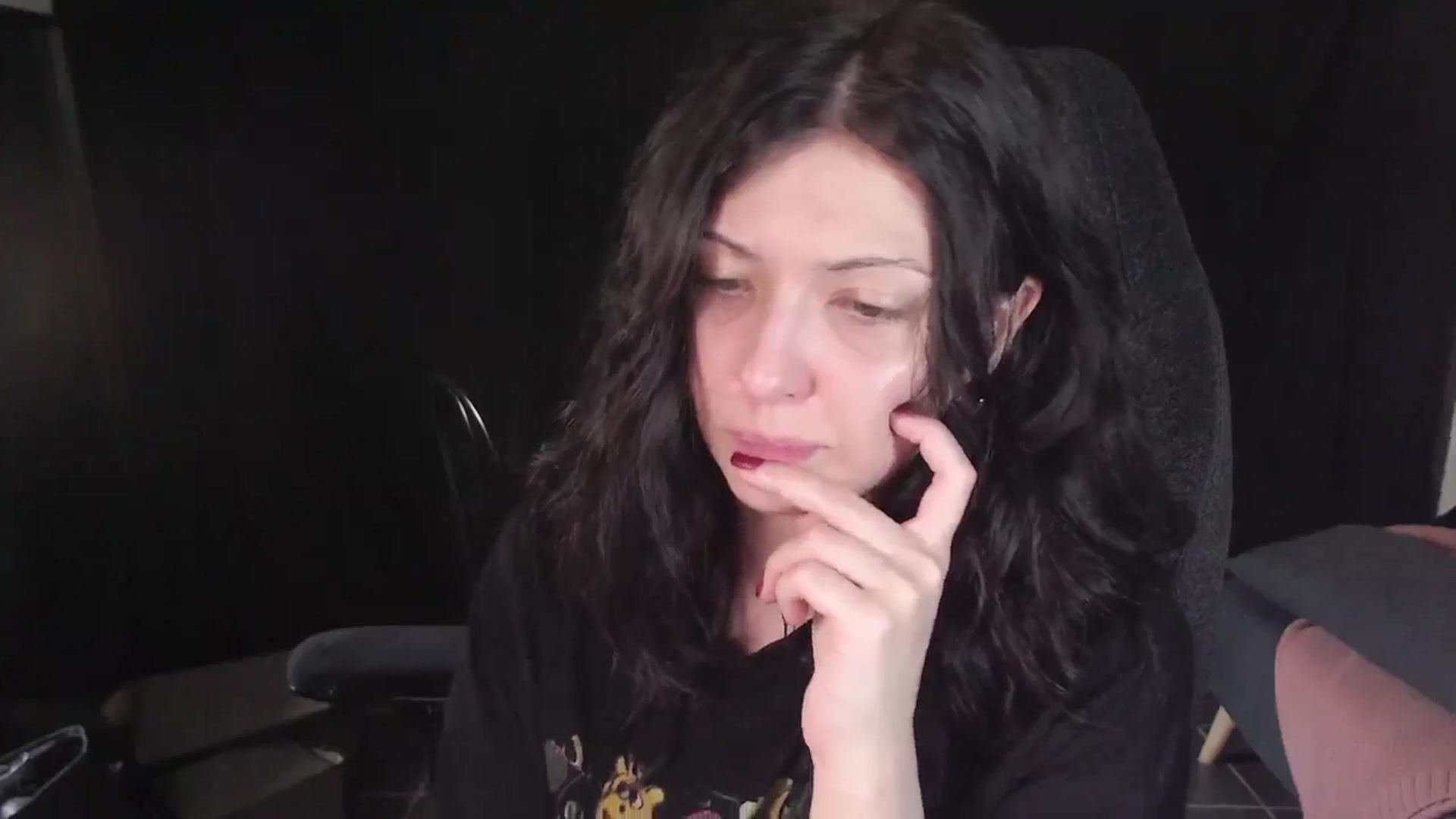 Gallery image thumbnail from RoomToAvoid's myfreecams stream on, 03/09/2024, 04:10 image 20 of 20