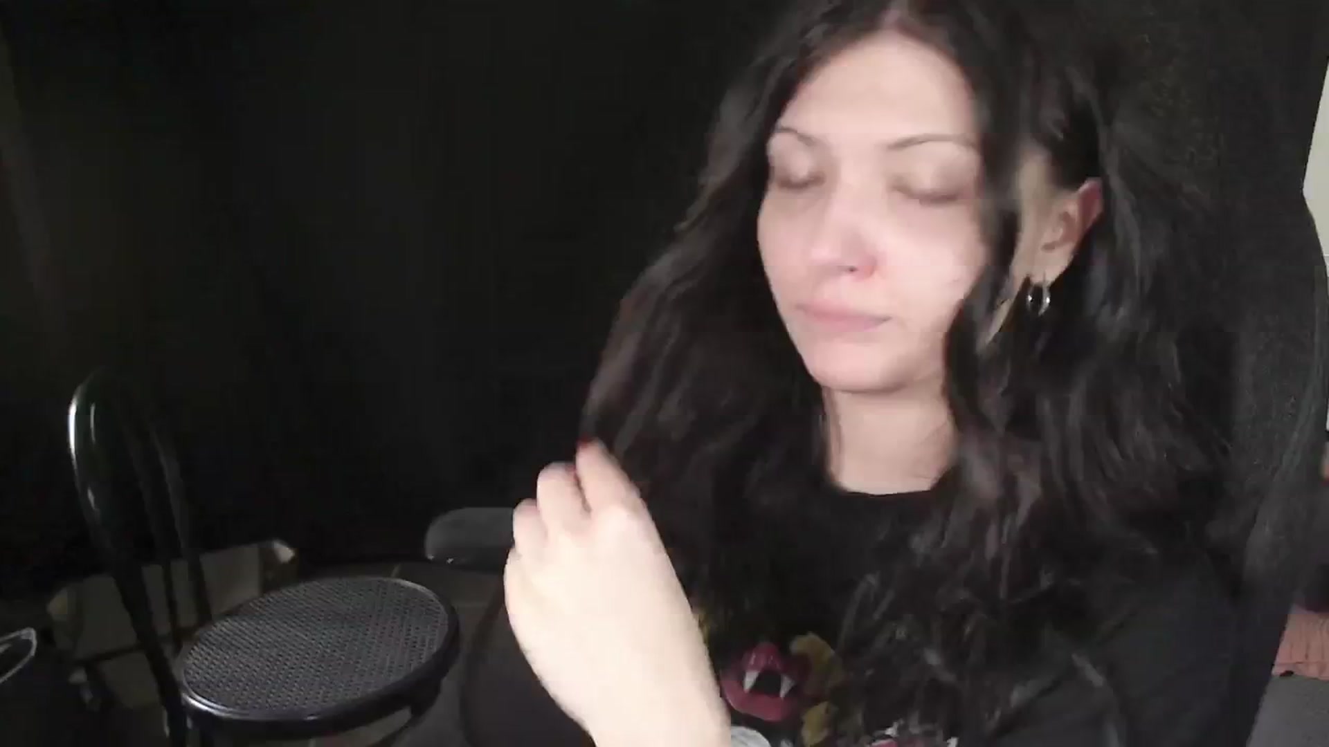 Gallery image thumbnail from RoomToAvoid's myfreecams stream on, 03/09/2024, 05:02 image 6 of 20