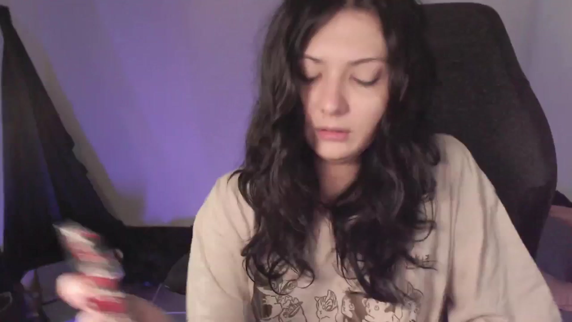 Gallery image thumbnail from RoomToAvoid's myfreecams stream on, 03/10/2024, 04:11 image 1 of 20