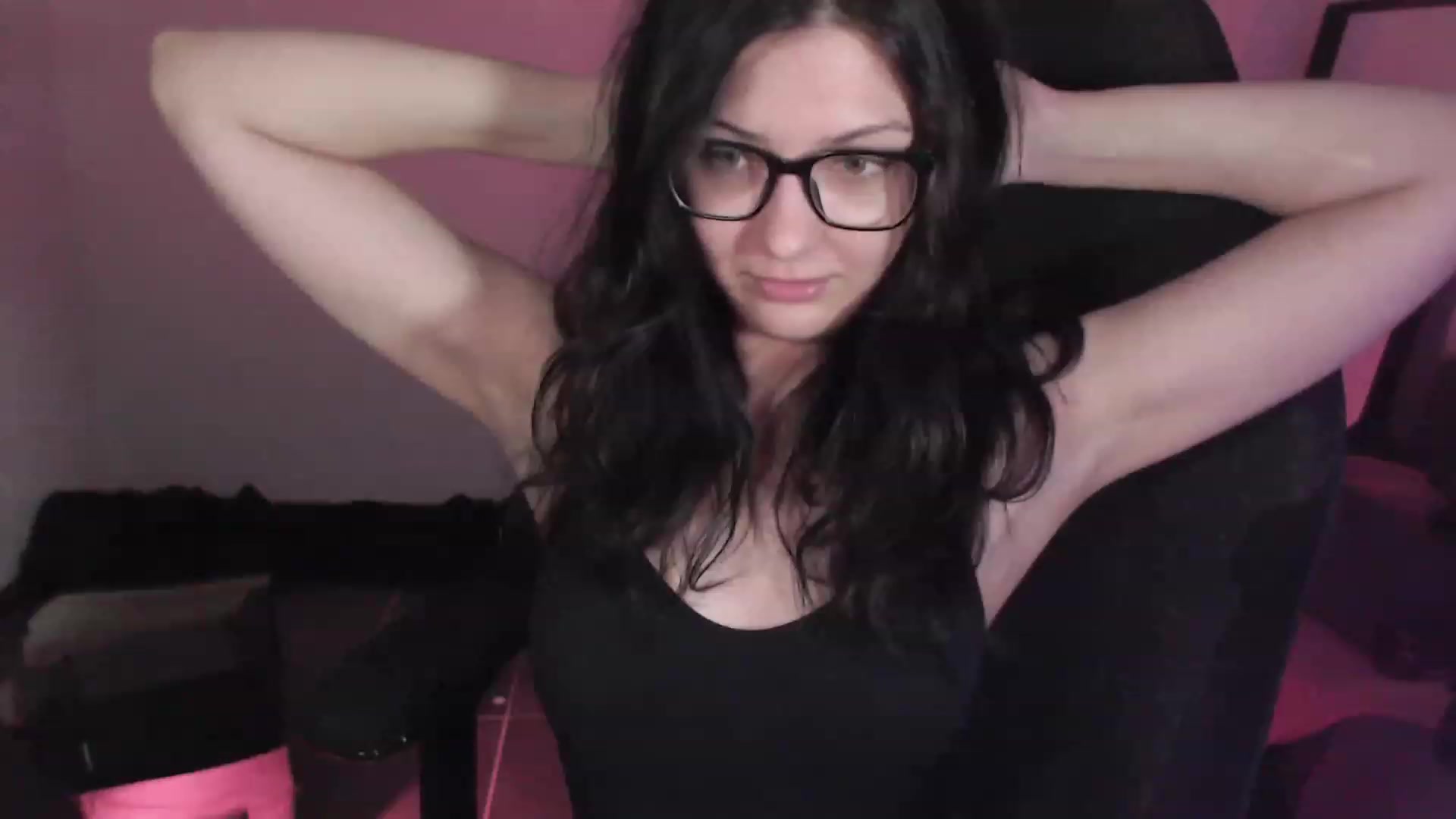 Gallery image thumbnail from RoomToAvoid's myfreecams stream on, 03/13/2024, 02:41 image 11 of 20