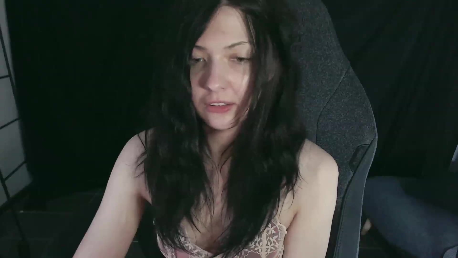 Gallery image thumbnail from RoomToAvoid's myfreecams stream on, 03/14/2024, 05:08 image 20 of 20