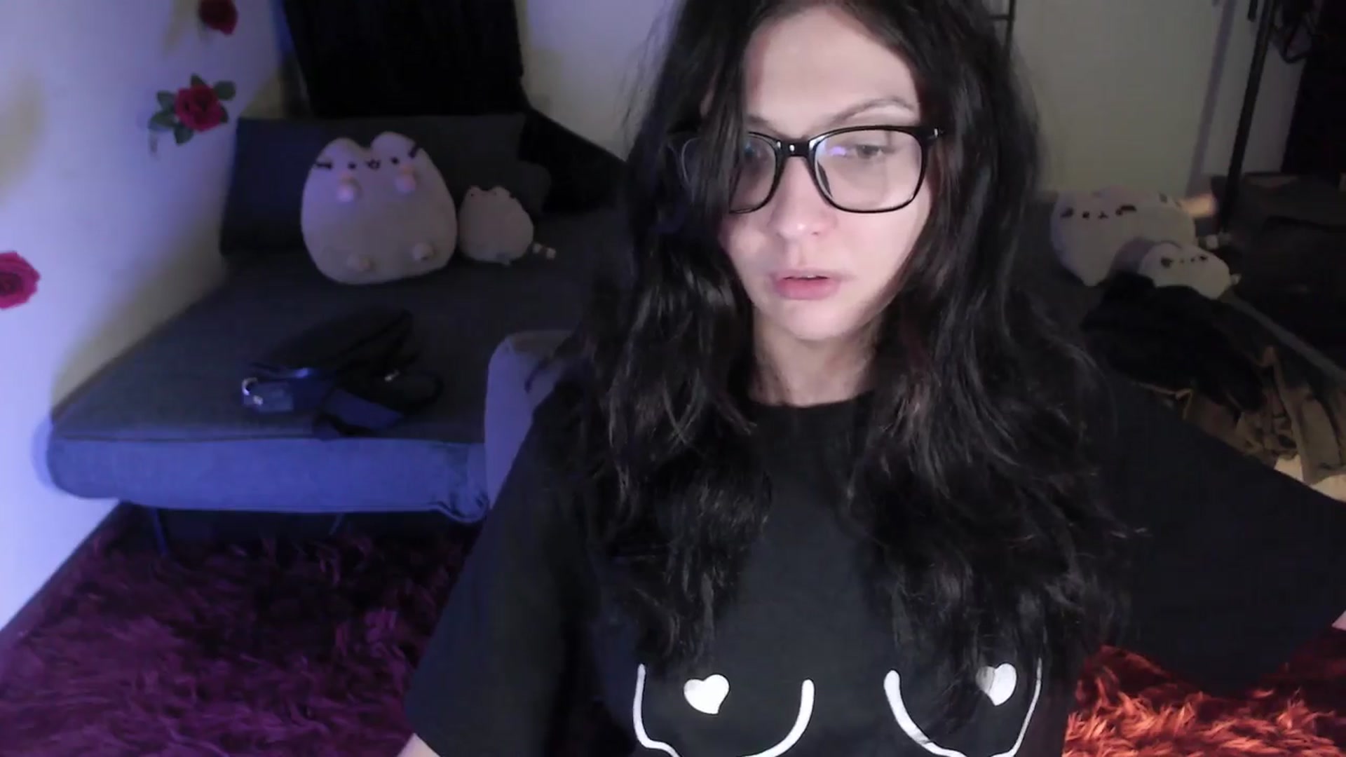 Gallery image thumbnail from RoomToAvoid's myfreecams stream on, 04/15/2024, 06:48 image 8 of 20