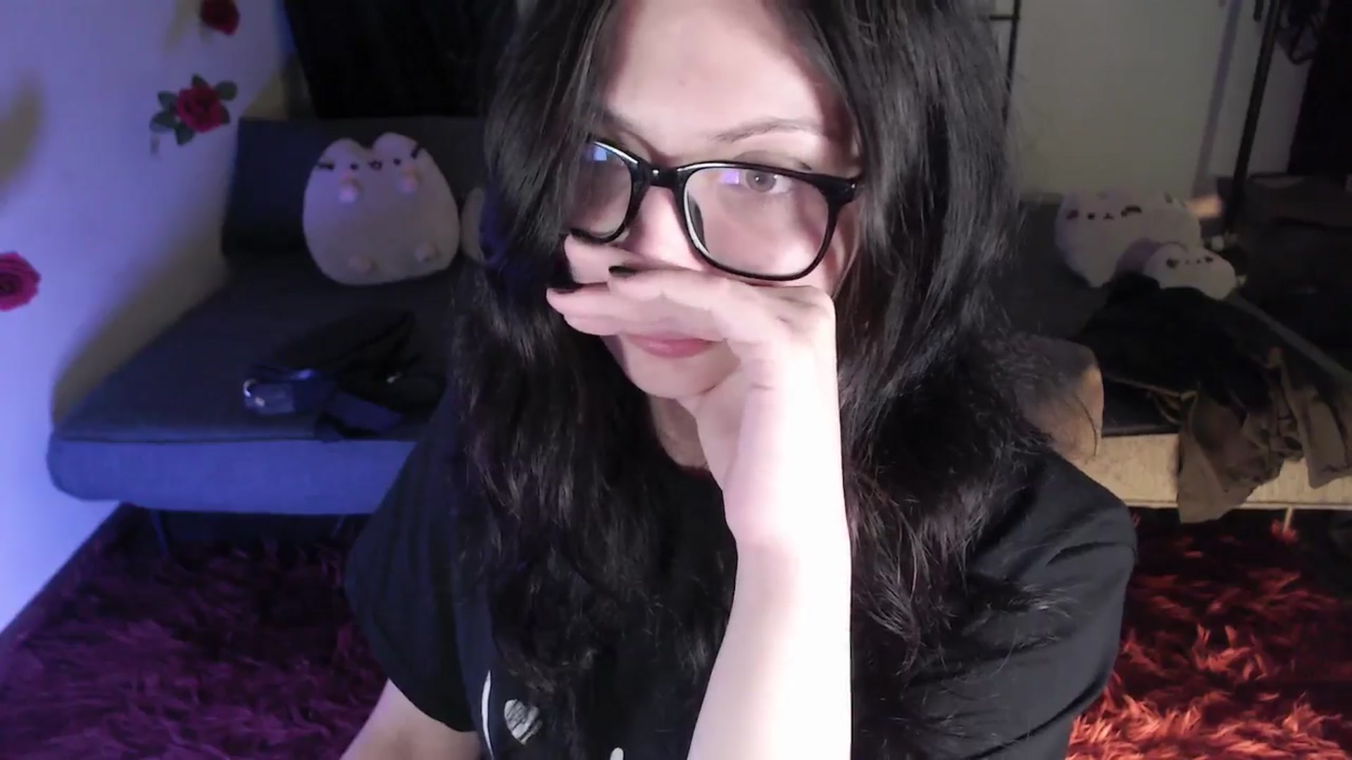 Gallery image thumbnail from RoomToAvoid's myfreecams stream on, 04/15/2024, 06:48 image 12 of 20