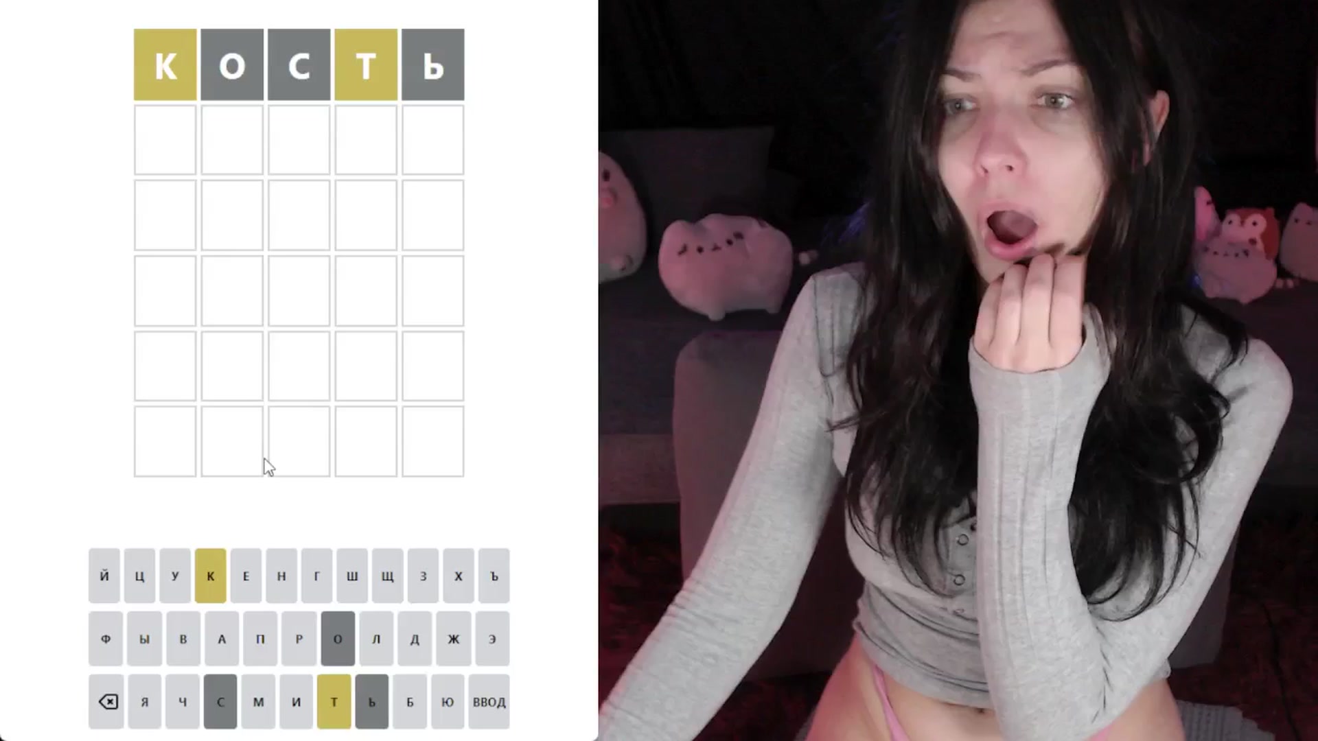Gallery image thumbnail from RoomToAvoid's myfreecams stream on, 04/17/2024, 06:27 image 12 of 20