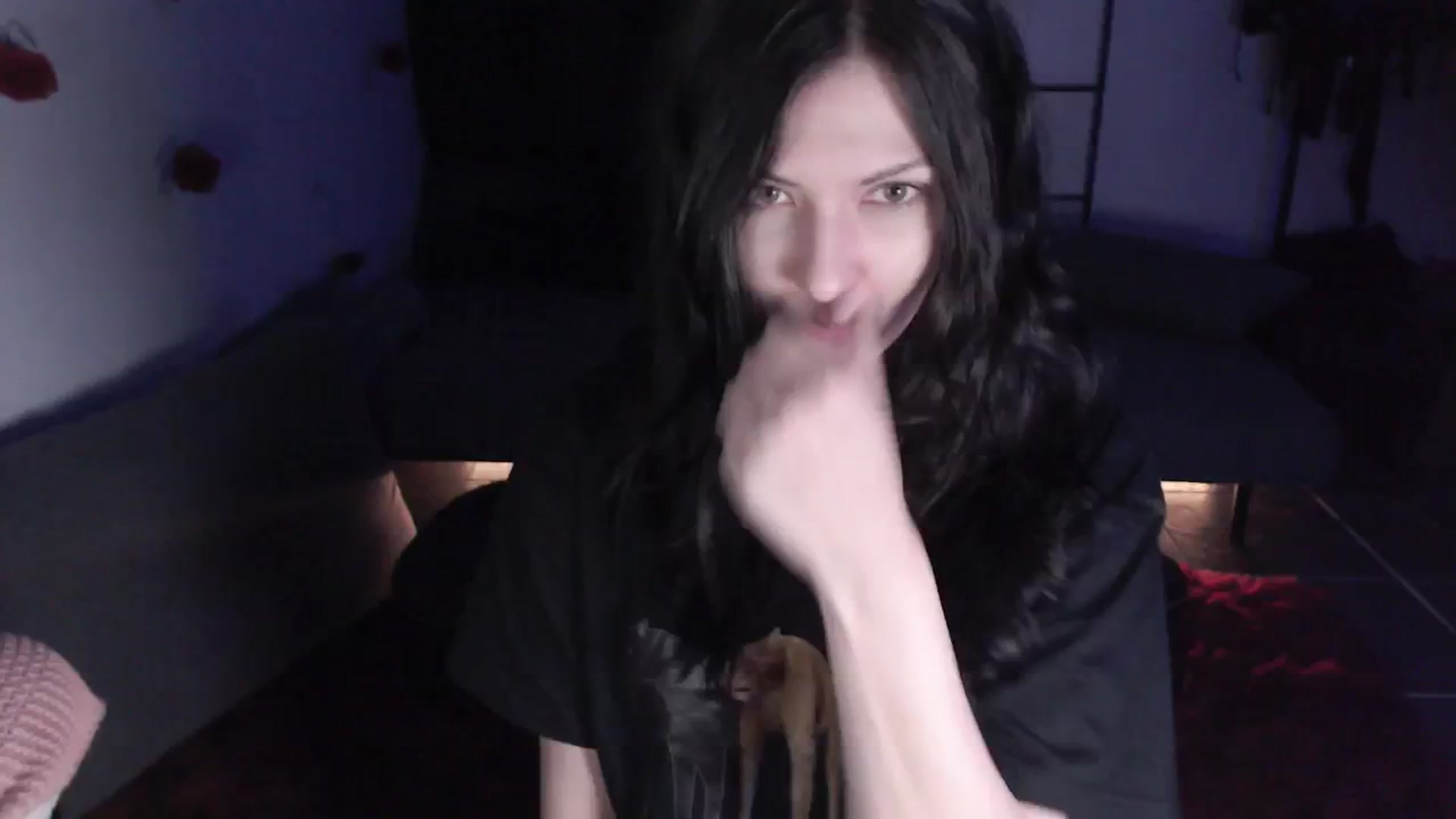 Gallery image thumbnail from RoomToAvoid's myfreecams stream on, 04/24/2024, 03:48 image 3 of 20