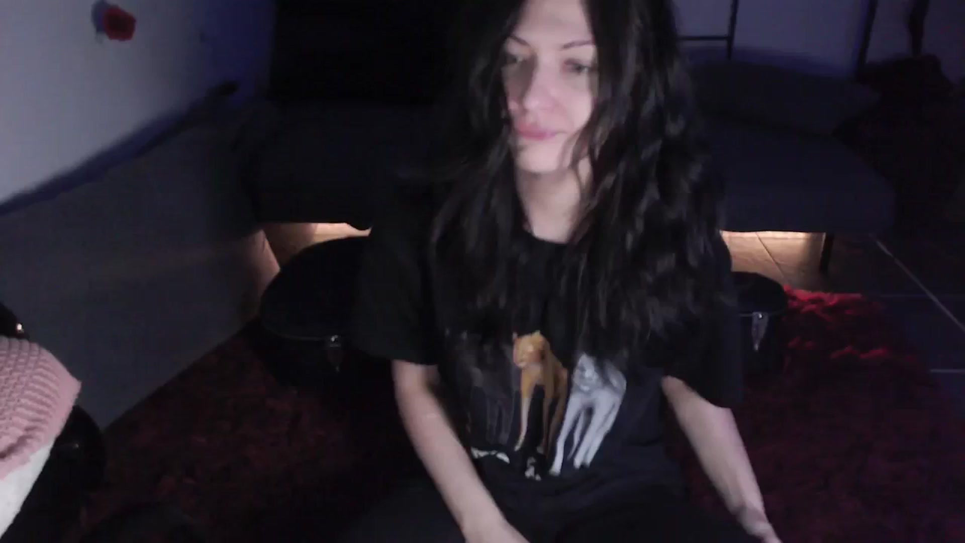 Gallery image thumbnail from RoomToAvoid's myfreecams stream on, 04/24/2024, 03:48 image 5 of 20