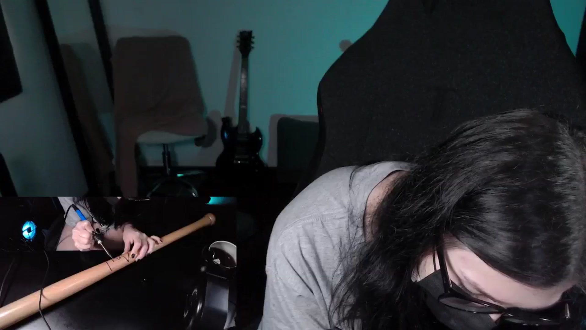 Gallery image thumbnail from RoomToAvoid's myfreecams stream on, 04/25/2024, 04:49 image 2 of 20