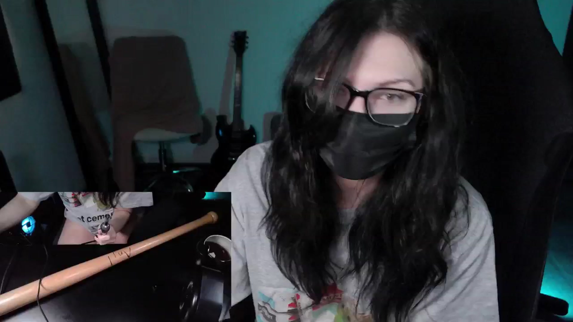 Gallery image thumbnail from RoomToAvoid's myfreecams stream on, 04/25/2024, 04:49 image 1 of 20