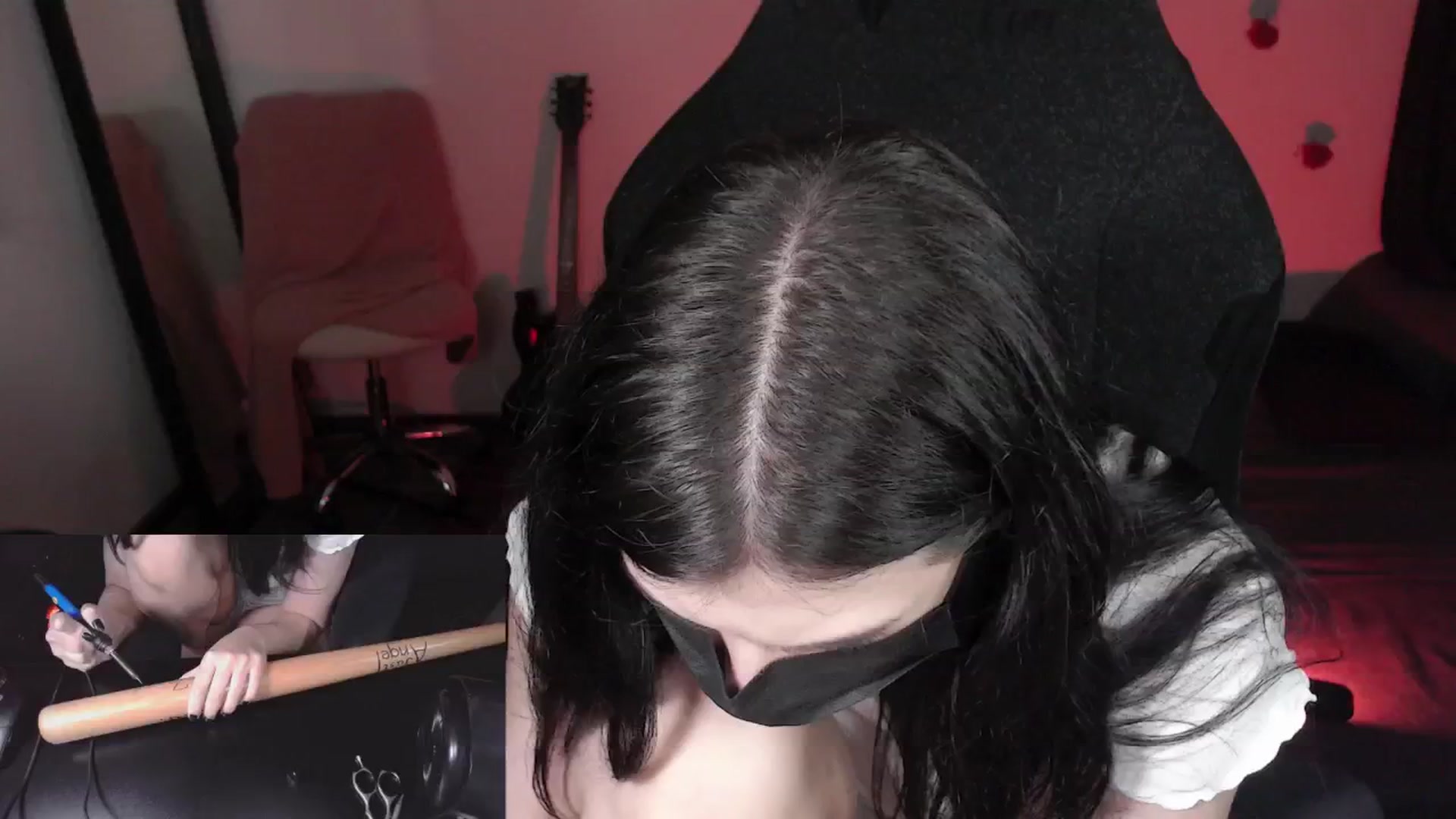 Gallery image thumbnail from RoomToAvoid's myfreecams stream on, 04/26/2024, 03:02 image 19 of 20
