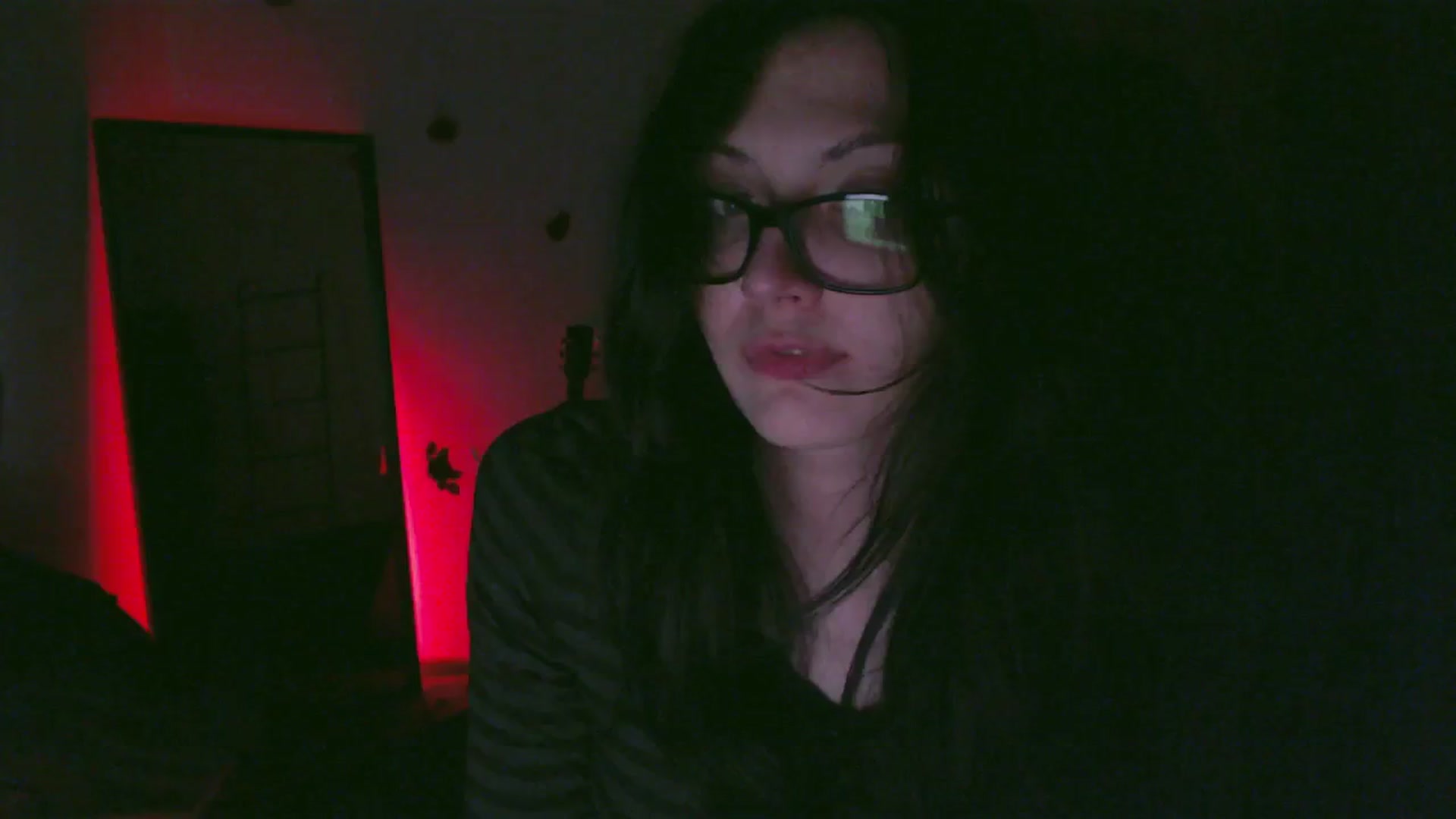 Gallery image thumbnail from RoomToAvoid's myfreecams stream on, 05/02/2024, 11:23 image 1 of 20
