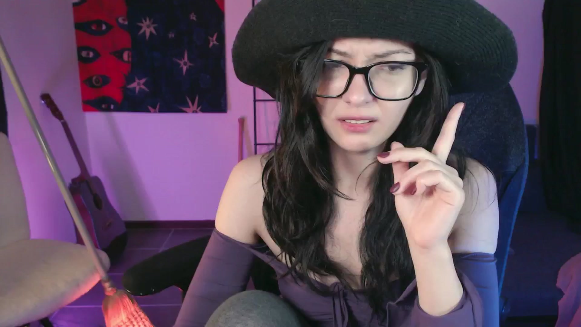 Gallery image thumbnail from RoomToAvoid's myfreecams stream on, 05/13/2024, 04:07 image 16 of 20