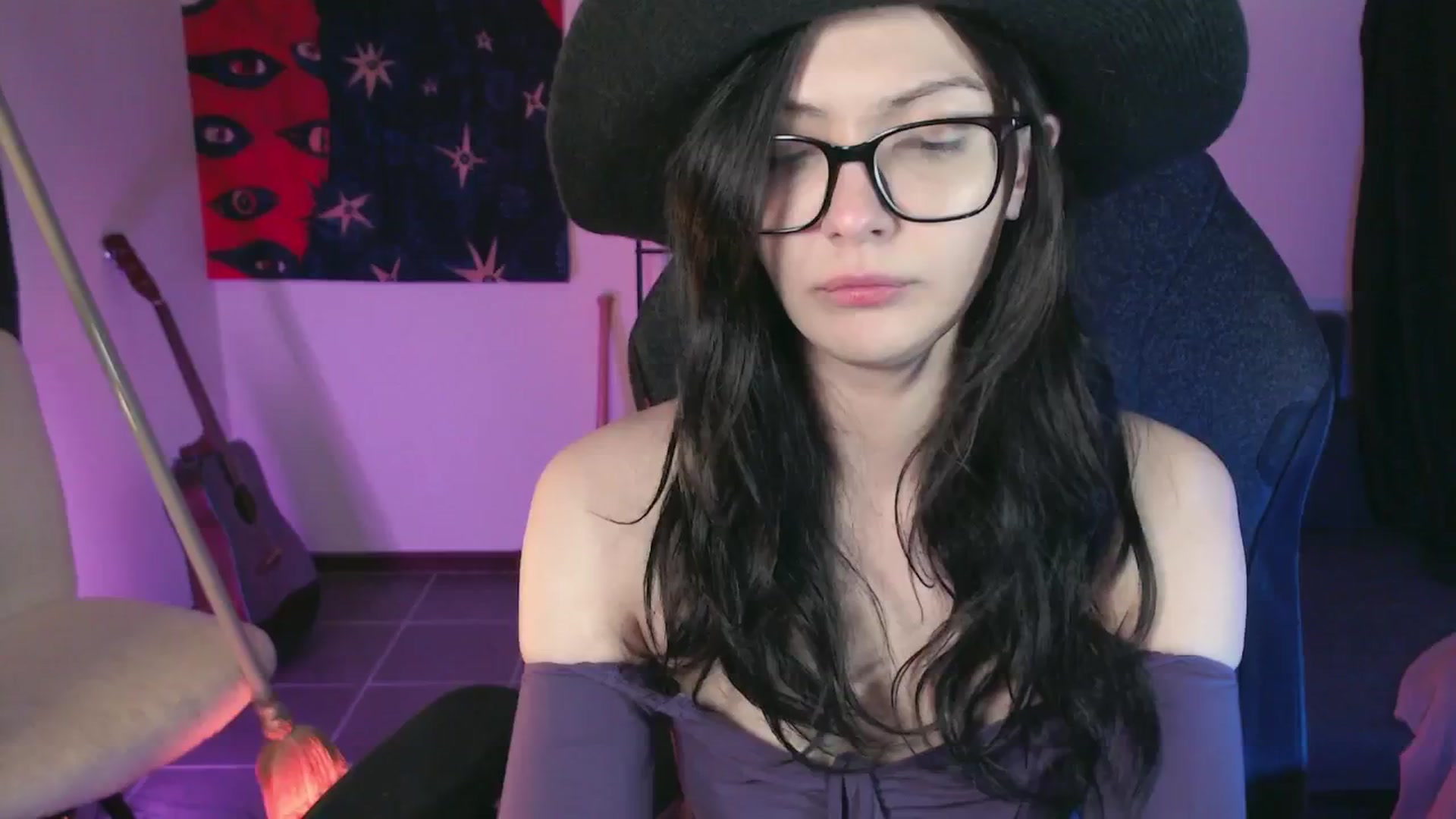 Gallery image thumbnail from RoomToAvoid's myfreecams stream on, 05/13/2024, 04:07 image 19 of 20