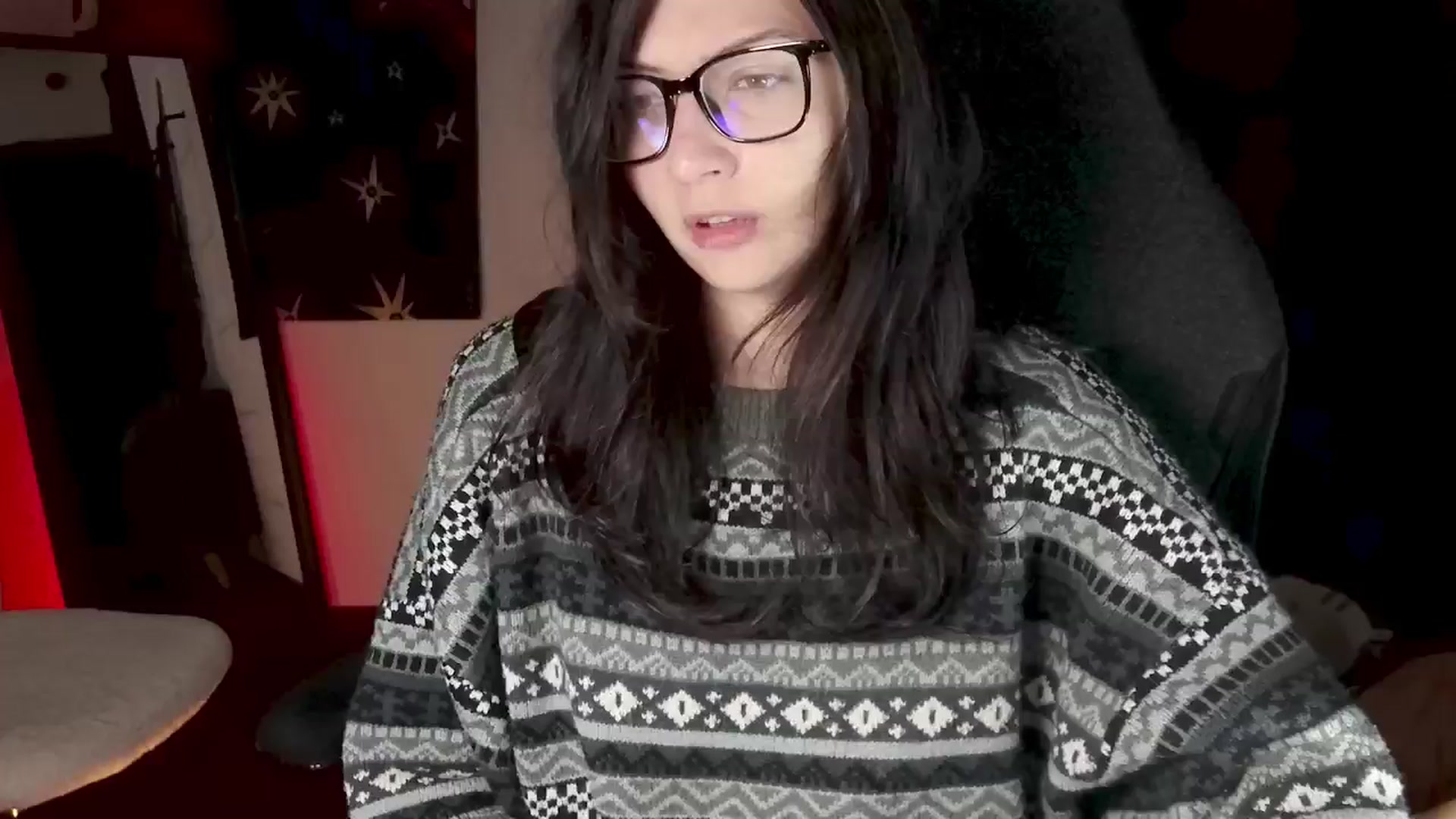 Gallery image thumbnail from RoomToAvoid's myfreecams stream on, 05/20/2024, 04:47 image 5 of 20