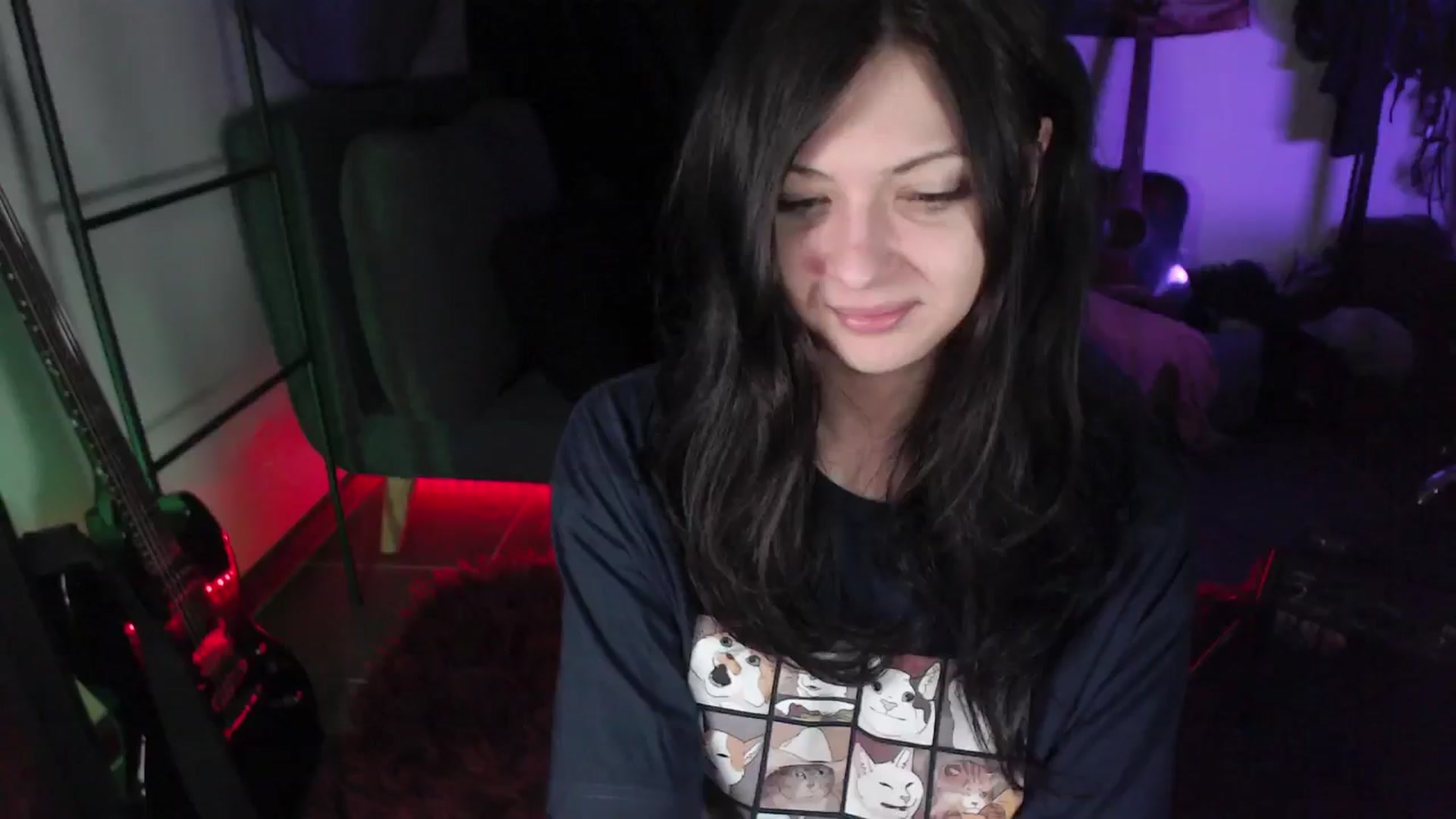 Gallery image thumbnail from RoomToAvoid's myfreecams stream on, 05/22/2024, 07:23 image 14 of 20