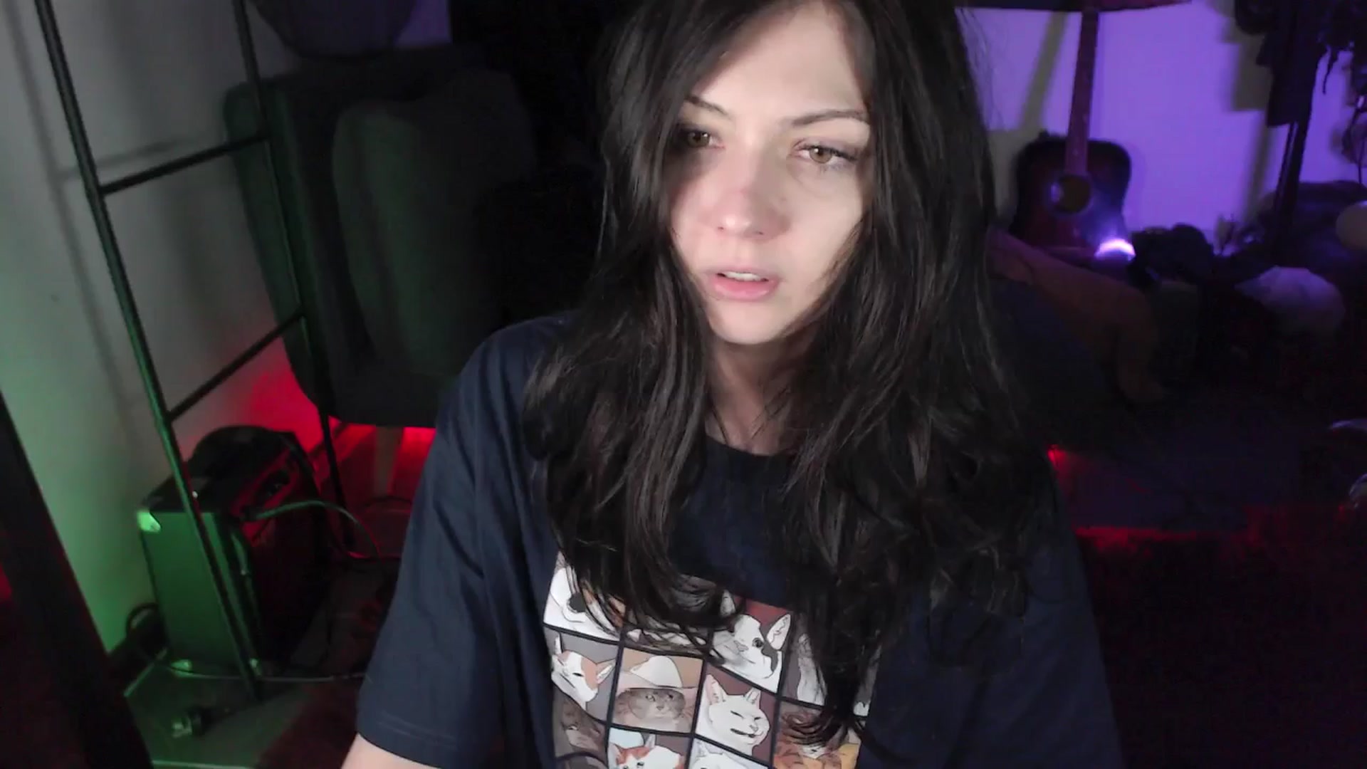 Gallery image thumbnail from RoomToAvoid's myfreecams stream on, 05/22/2024, 07:23 image 7 of 20