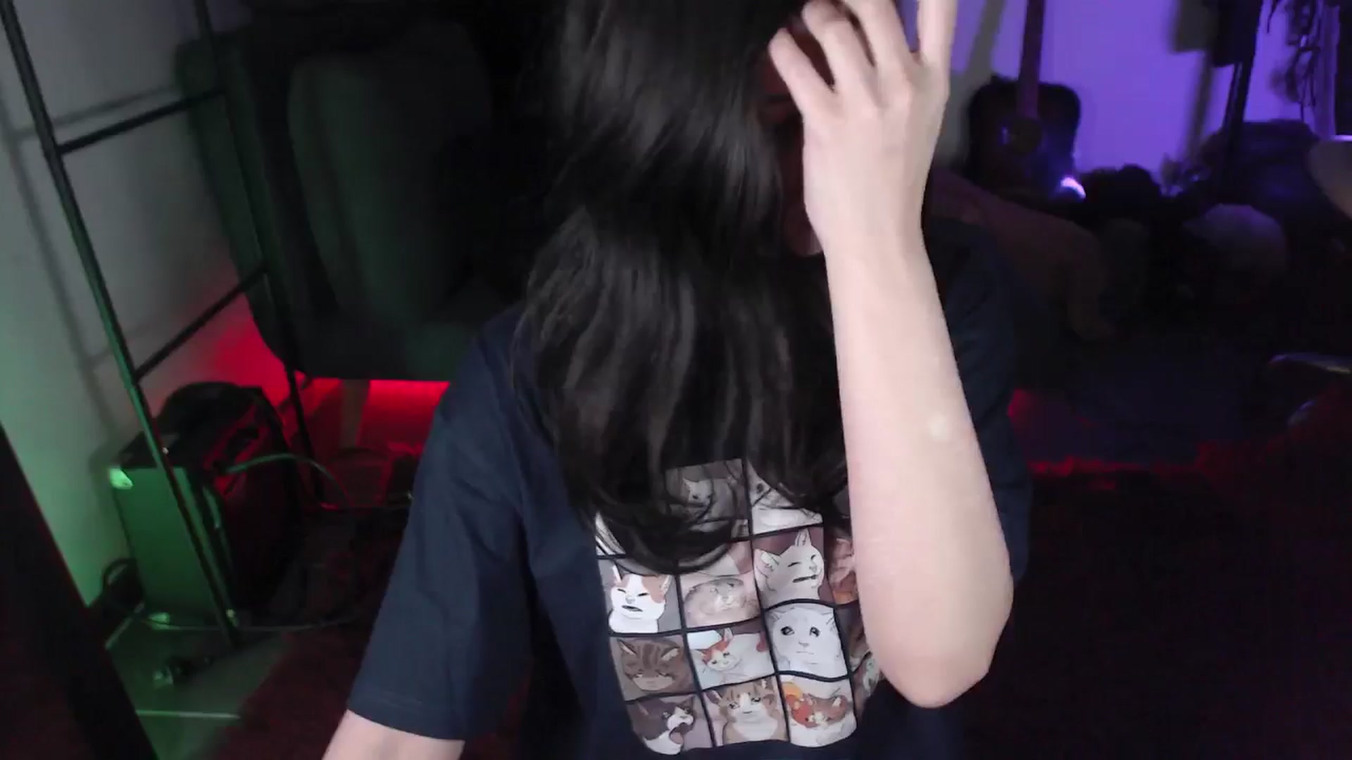 Gallery image thumbnail from RoomToAvoid's myfreecams stream on, 05/22/2024, 07:23 image 4 of 20