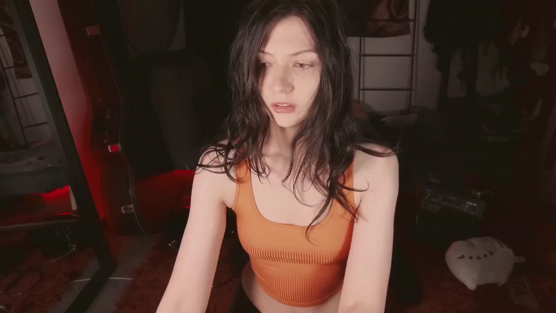 Gallery image thumbnail from RoomToAvoid's myfreecams stream on, 05/27/2024, 04:38 image 1 of 20