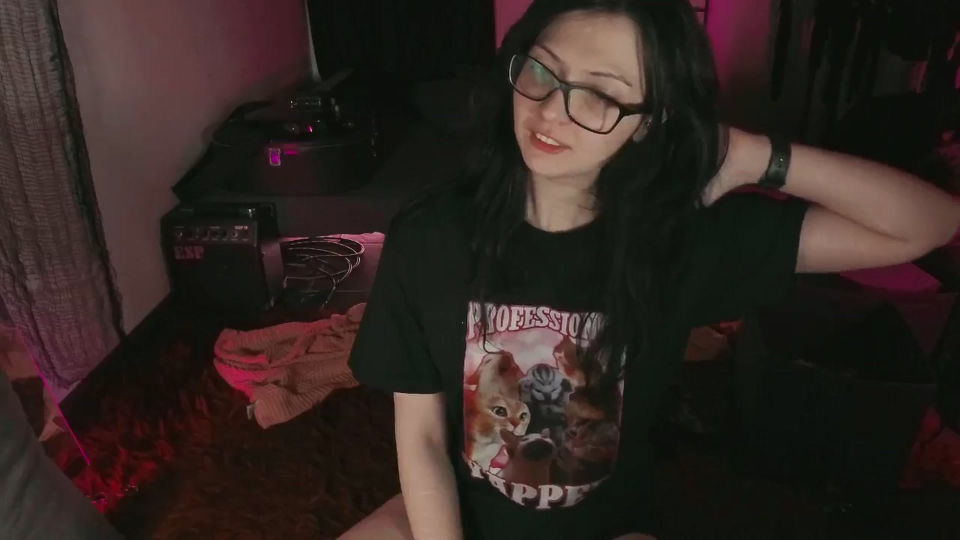 Gallery image thumbnail from RoomToAvoid's myfreecams stream on, 06/21/2024, 06:07 image 19 of 20