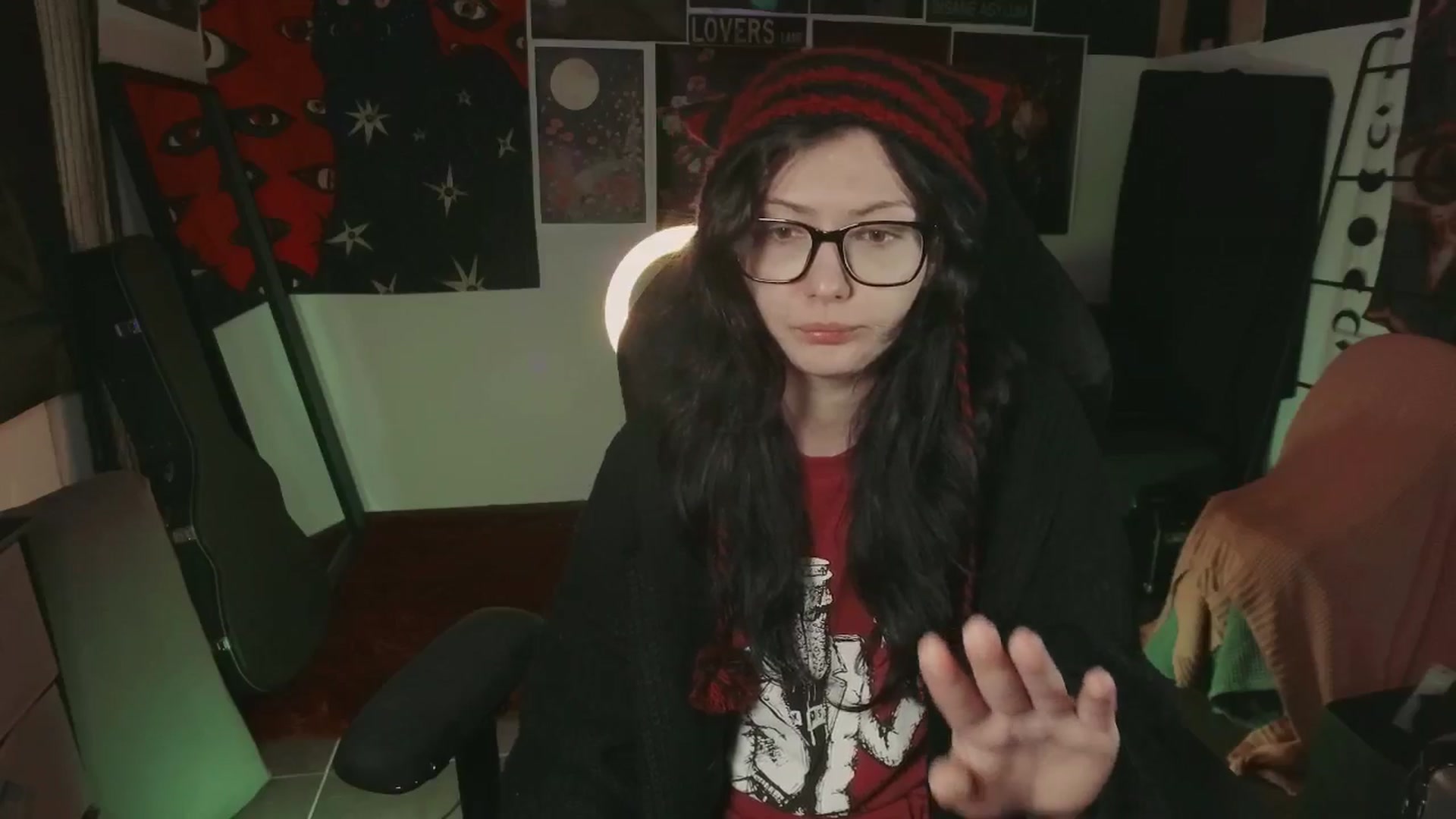 Gallery image thumbnail from RoomToAvoid's myfreecams stream on, 07/10/2024, 24:23 image 20 of 20