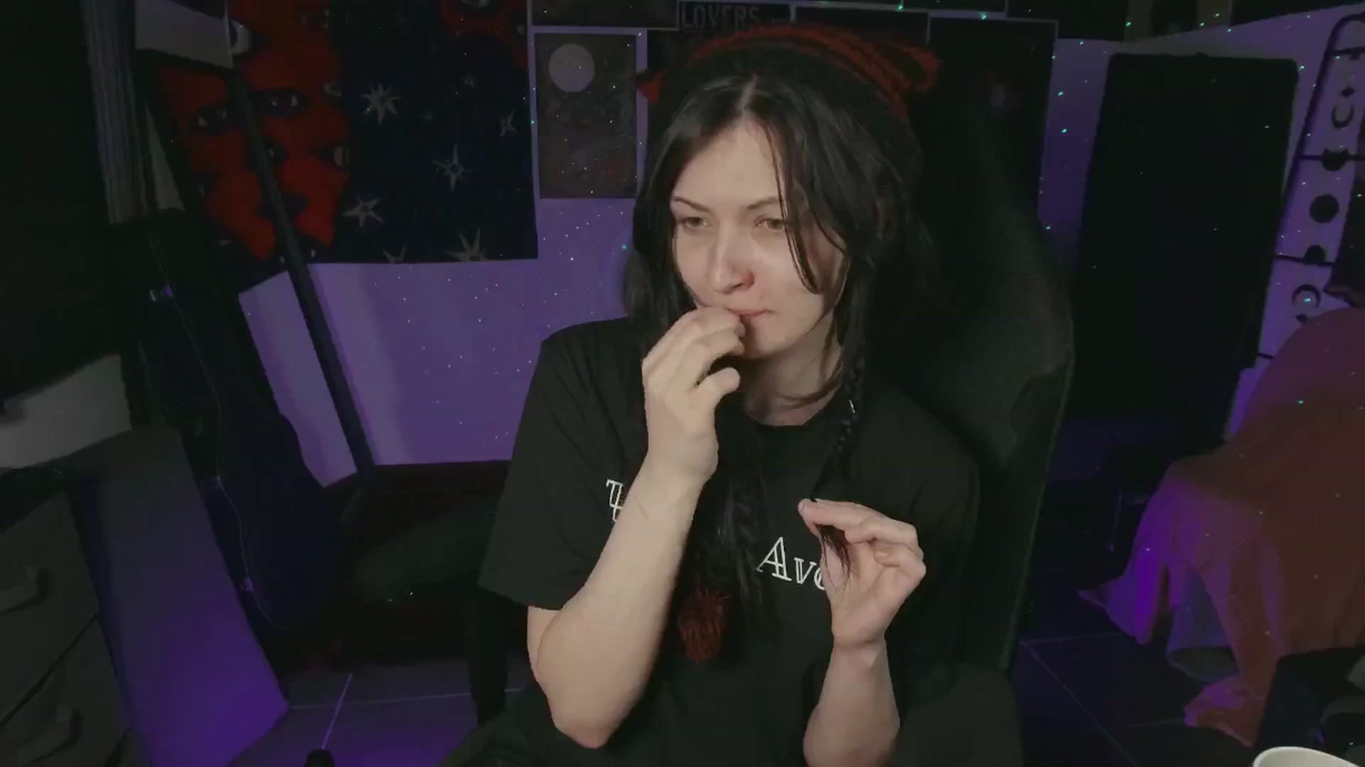 Gallery image thumbnail from RoomToAvoid's myfreecams stream on, 07/11/2024, 07:29 image 17 of 20