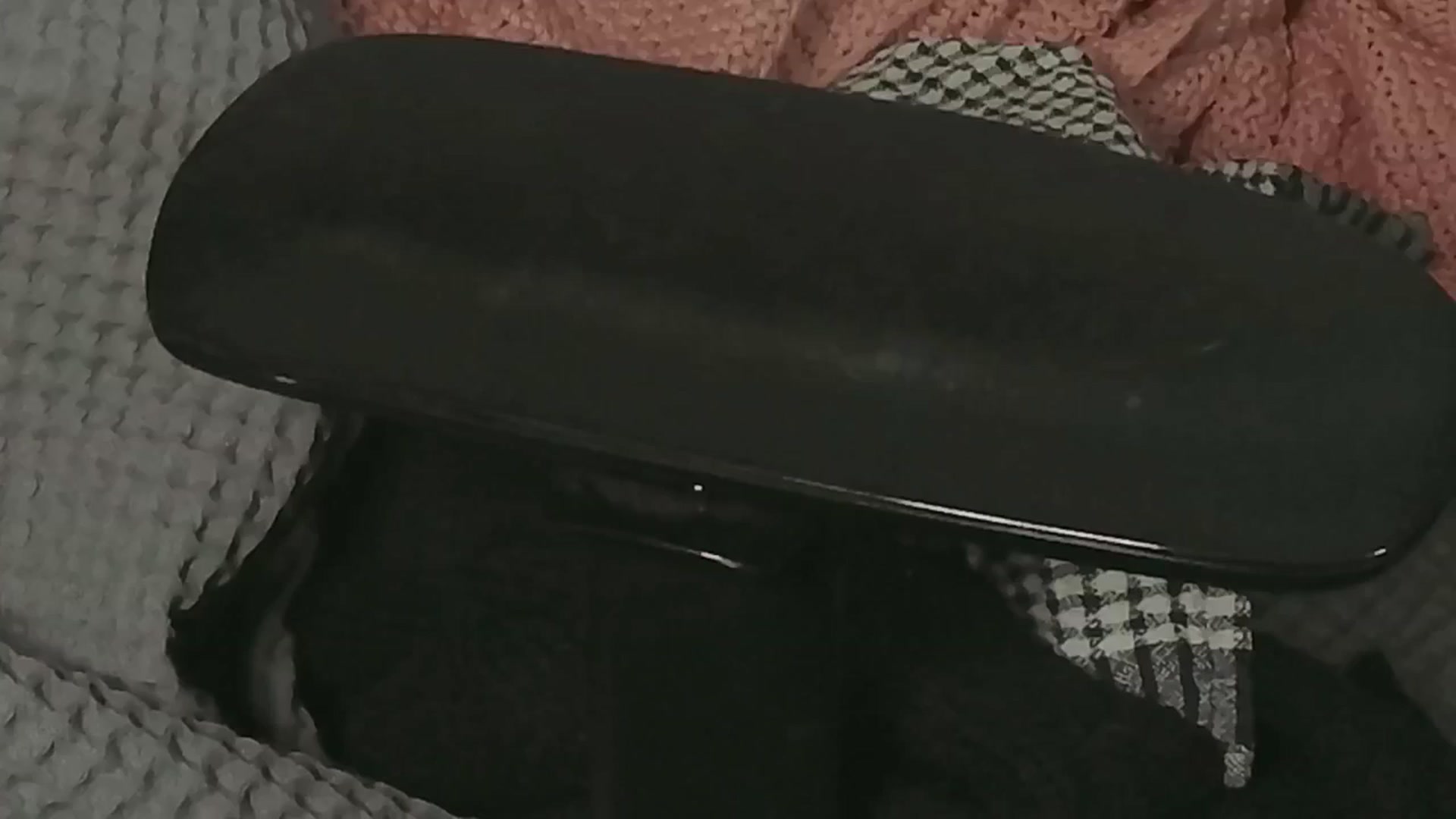 Gallery image thumbnail from RoomToAvoid's myfreecams stream on, 07/11/2024, 22:59 image 14 of 20