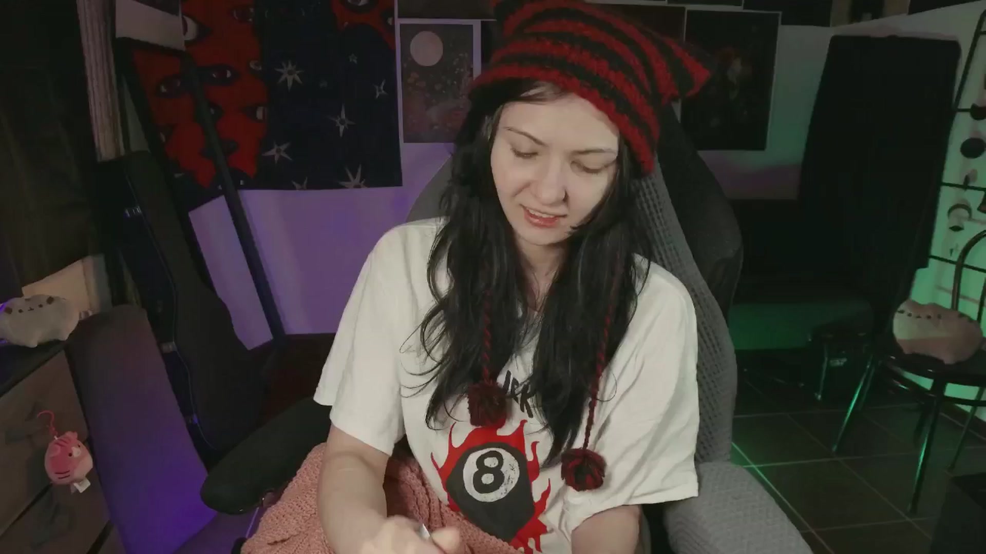 Gallery image thumbnail from RoomToAvoid's myfreecams stream on, 07/11/2024, 22:59 image 18 of 20